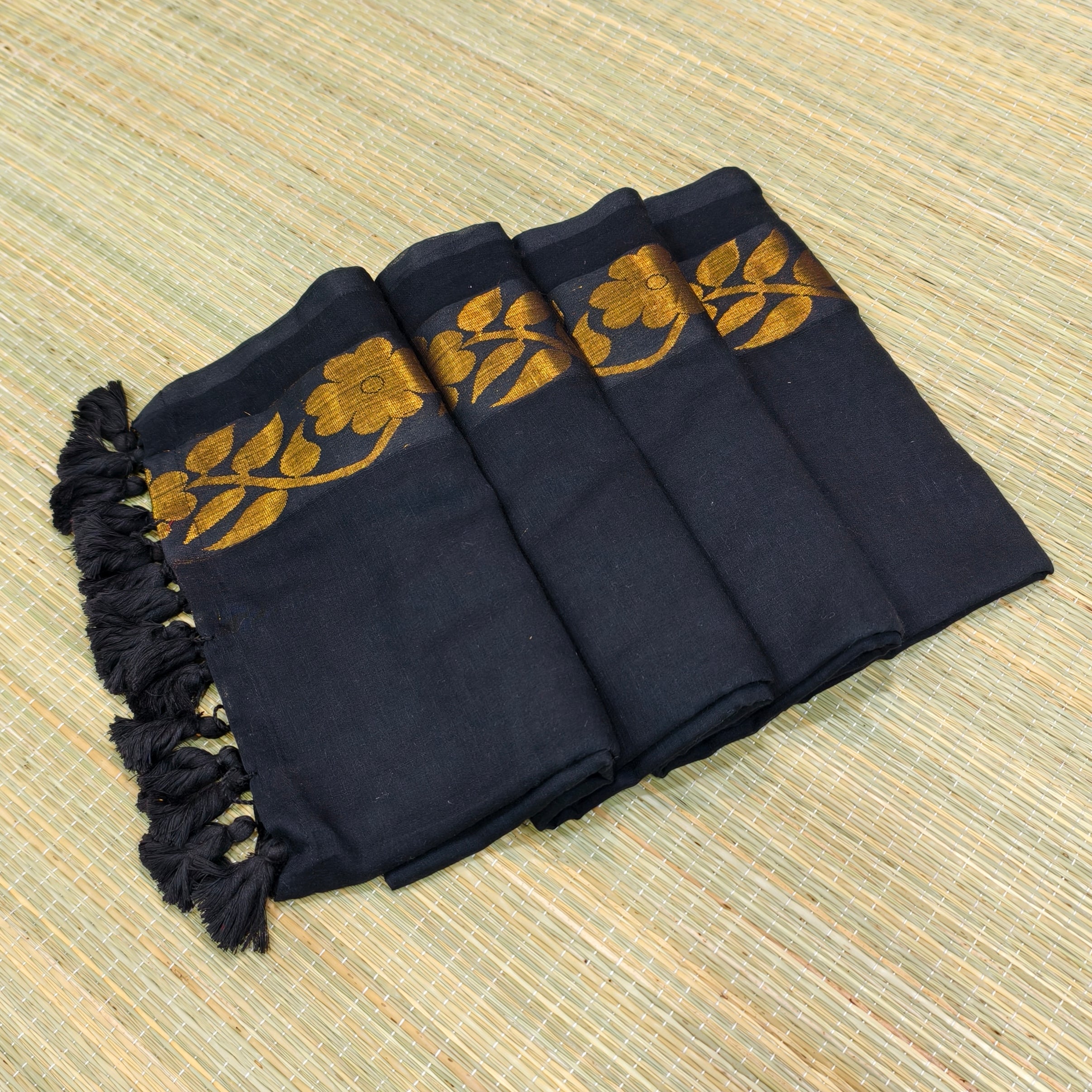 Premium mul cotton saree with zari border