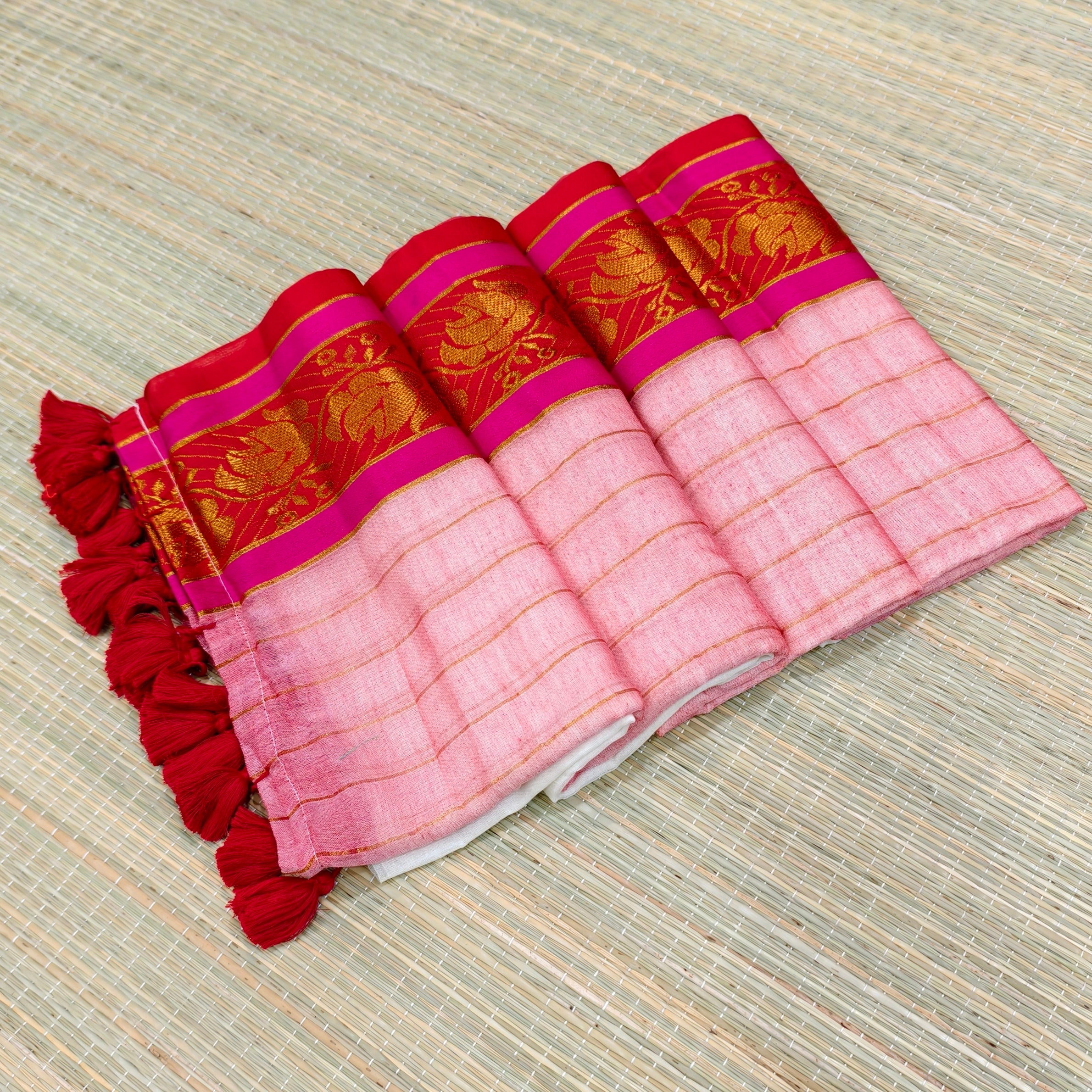 Premium mul cotton saree with kanchi border