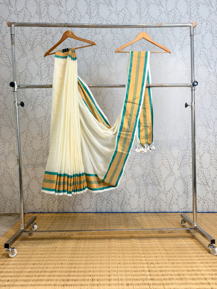 Premium mul cotton saree with zari border