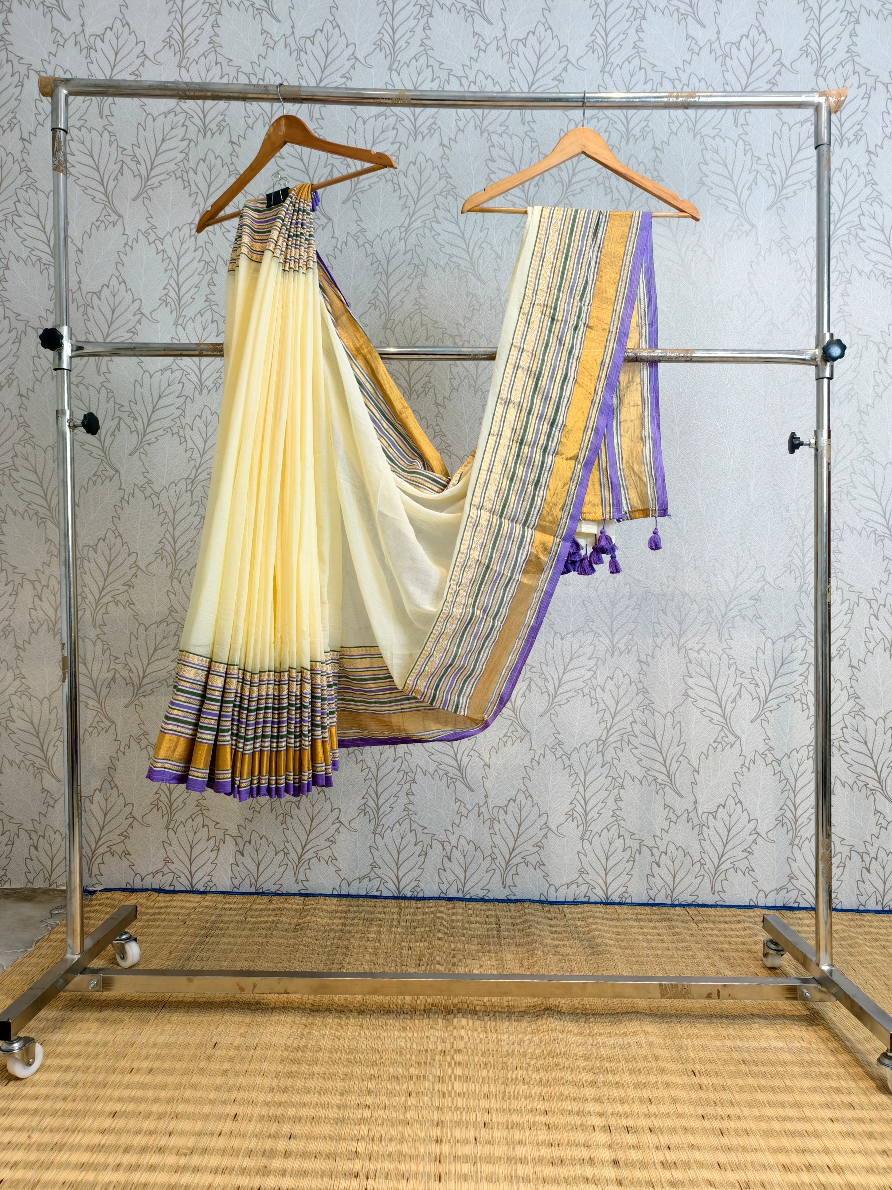 Mul cotton saree with Gap multicolour border
