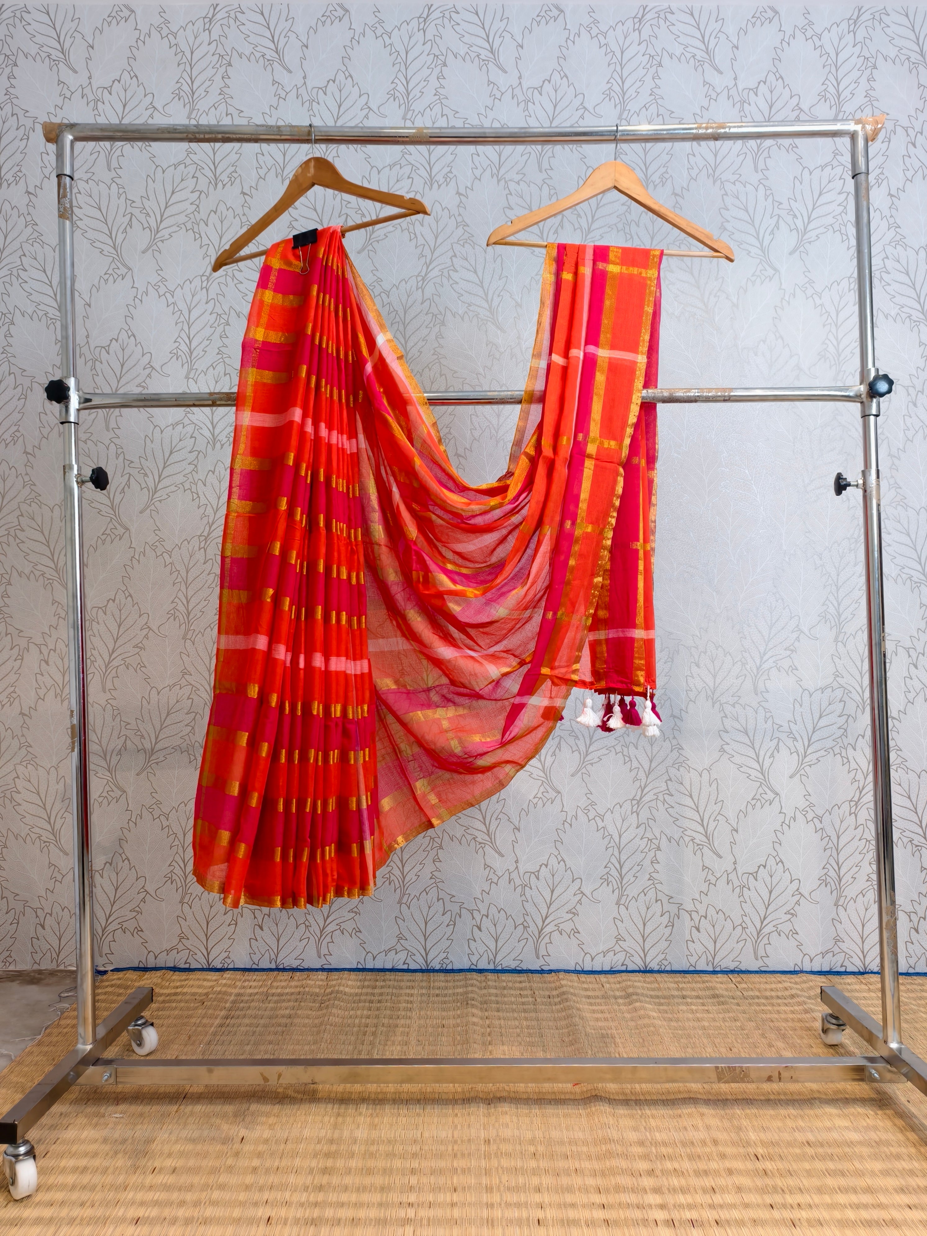 Premium mul cotton multicolour zari check saree