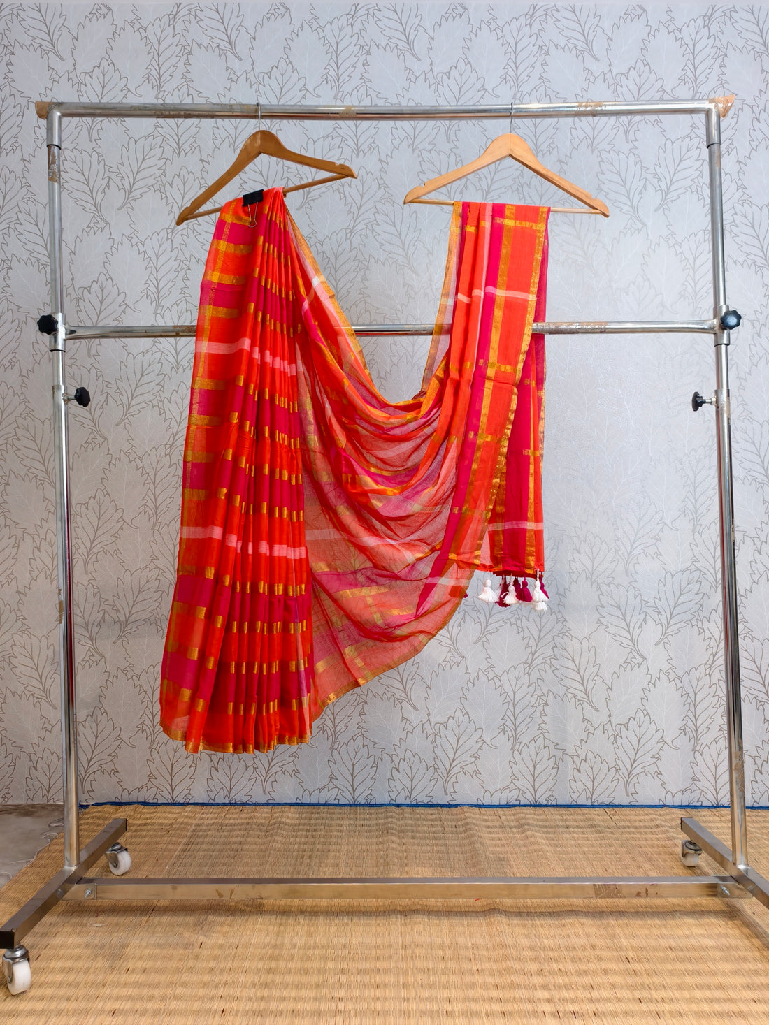 Premium mul cotton multicolour zari check saree
