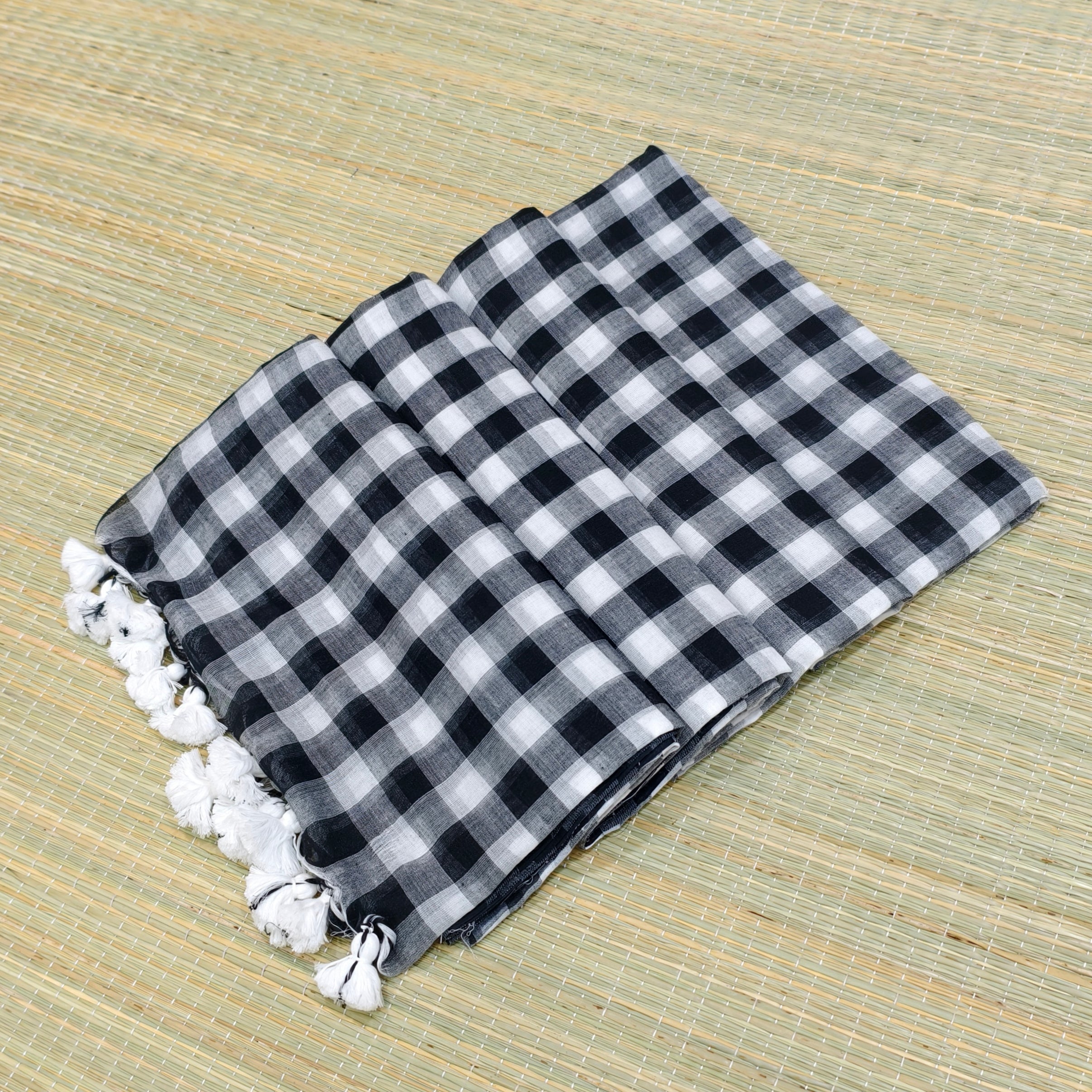 Premium Mul cotton big check saree