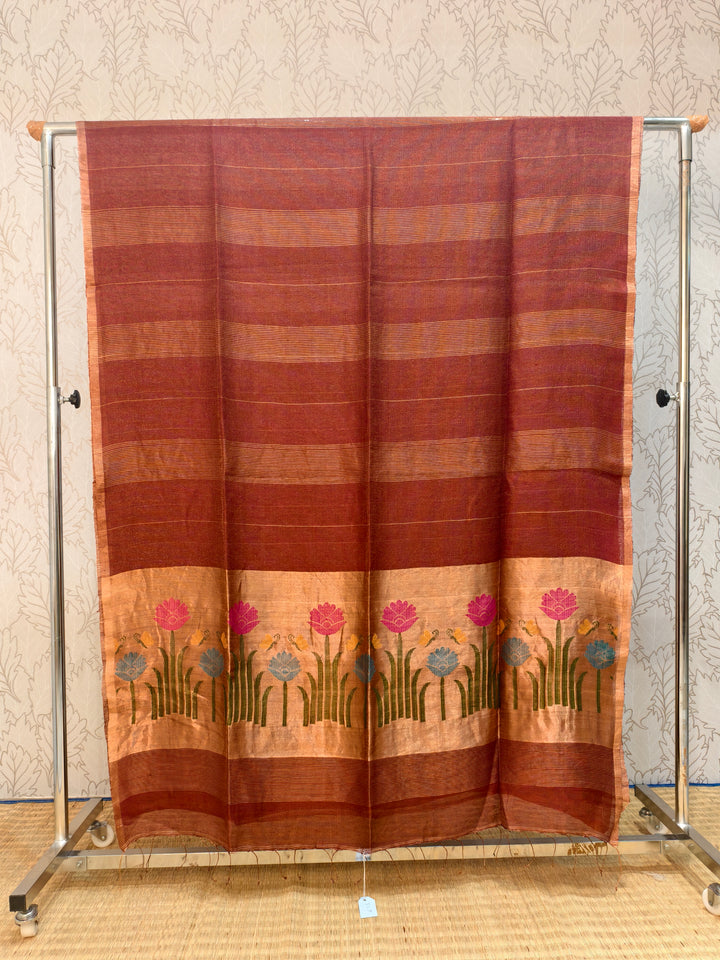 Linen silk saree with jamdani weaving on zari pallu