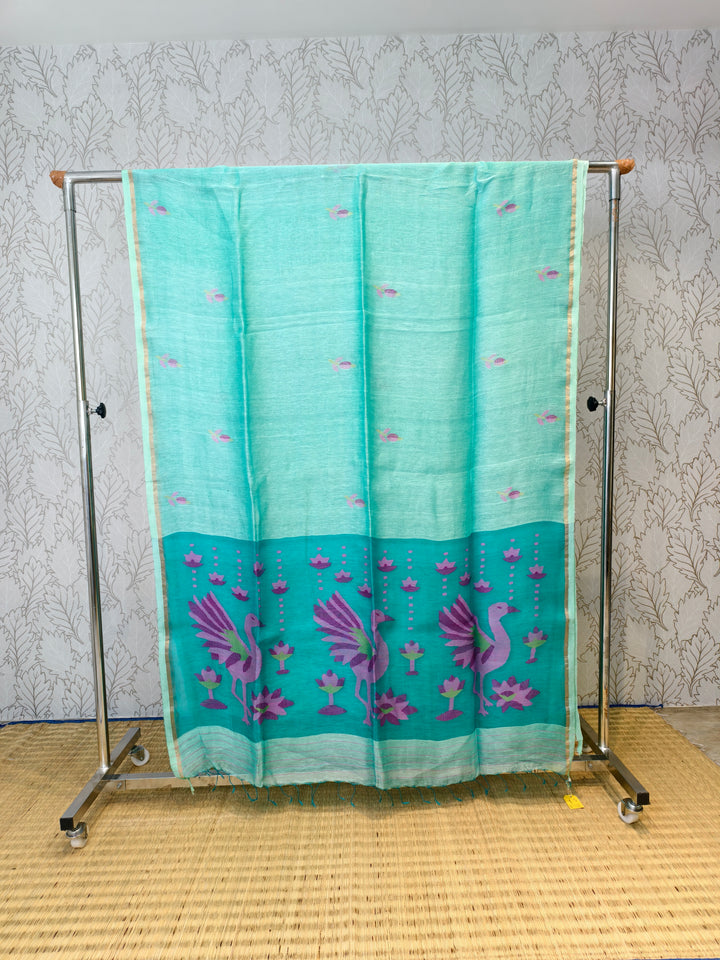 Linen silk saree with jamdani weaving on muslin pallu