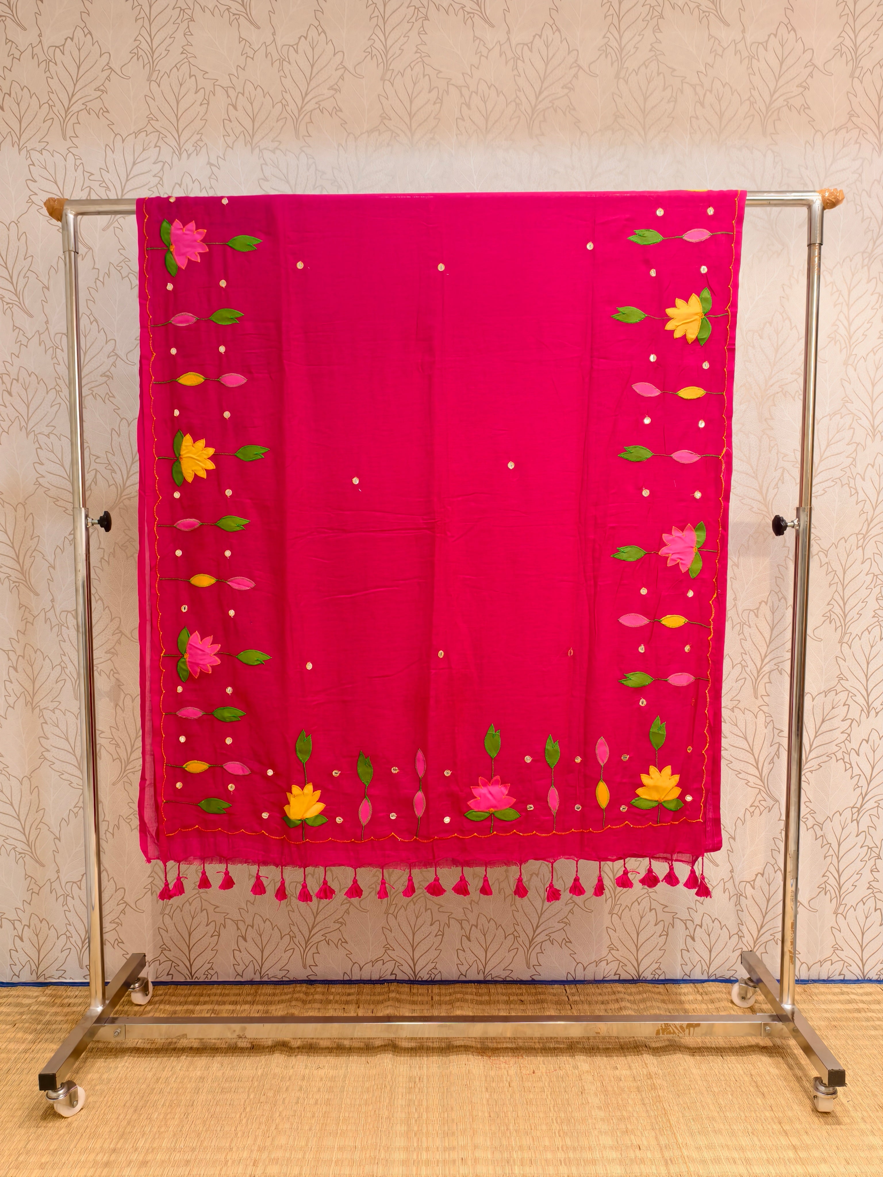 Premium applique work mul cotton saree with out blouse