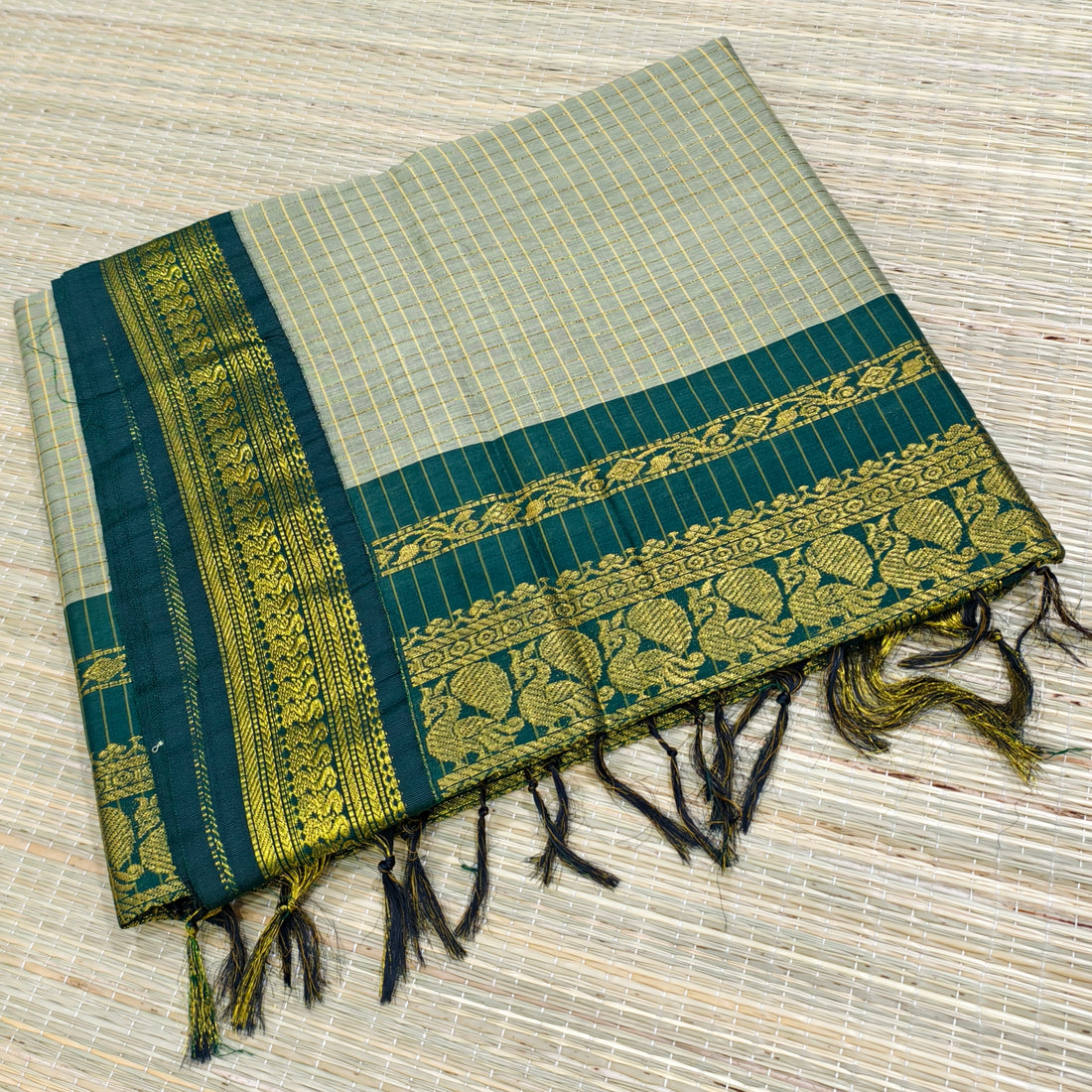 Kalyani cotton zari checks with contrast pallu