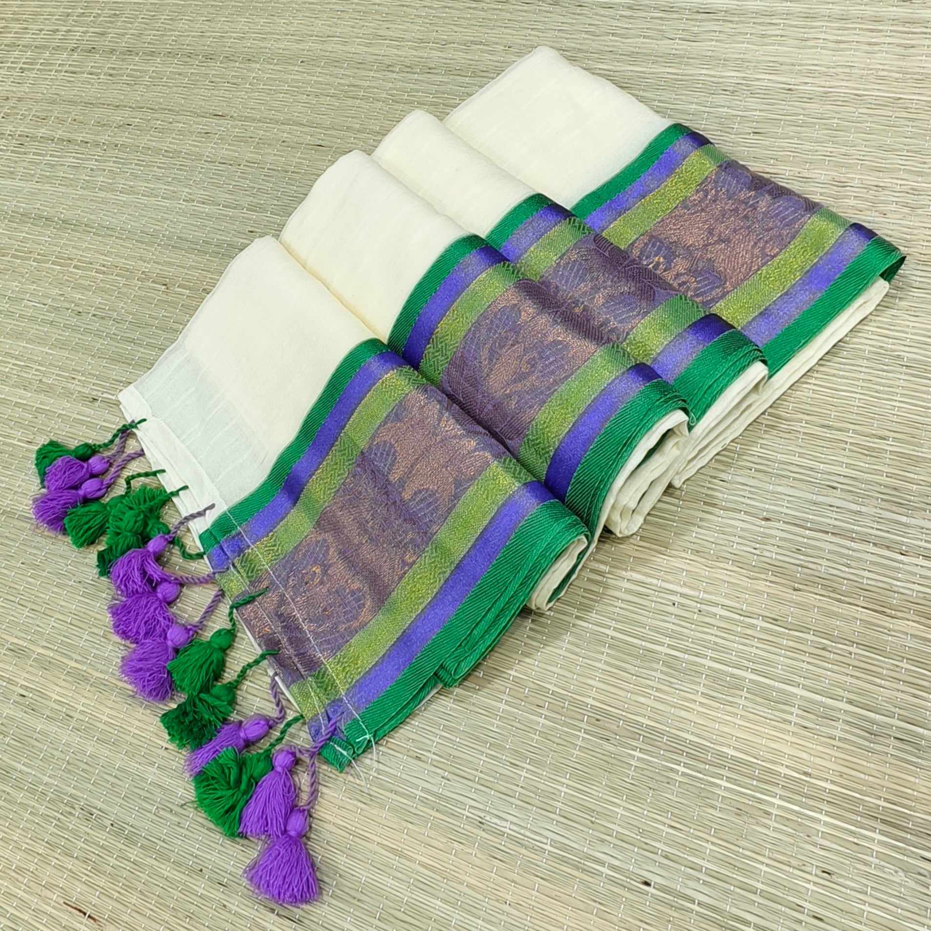 mul cotton saree with kanchi border