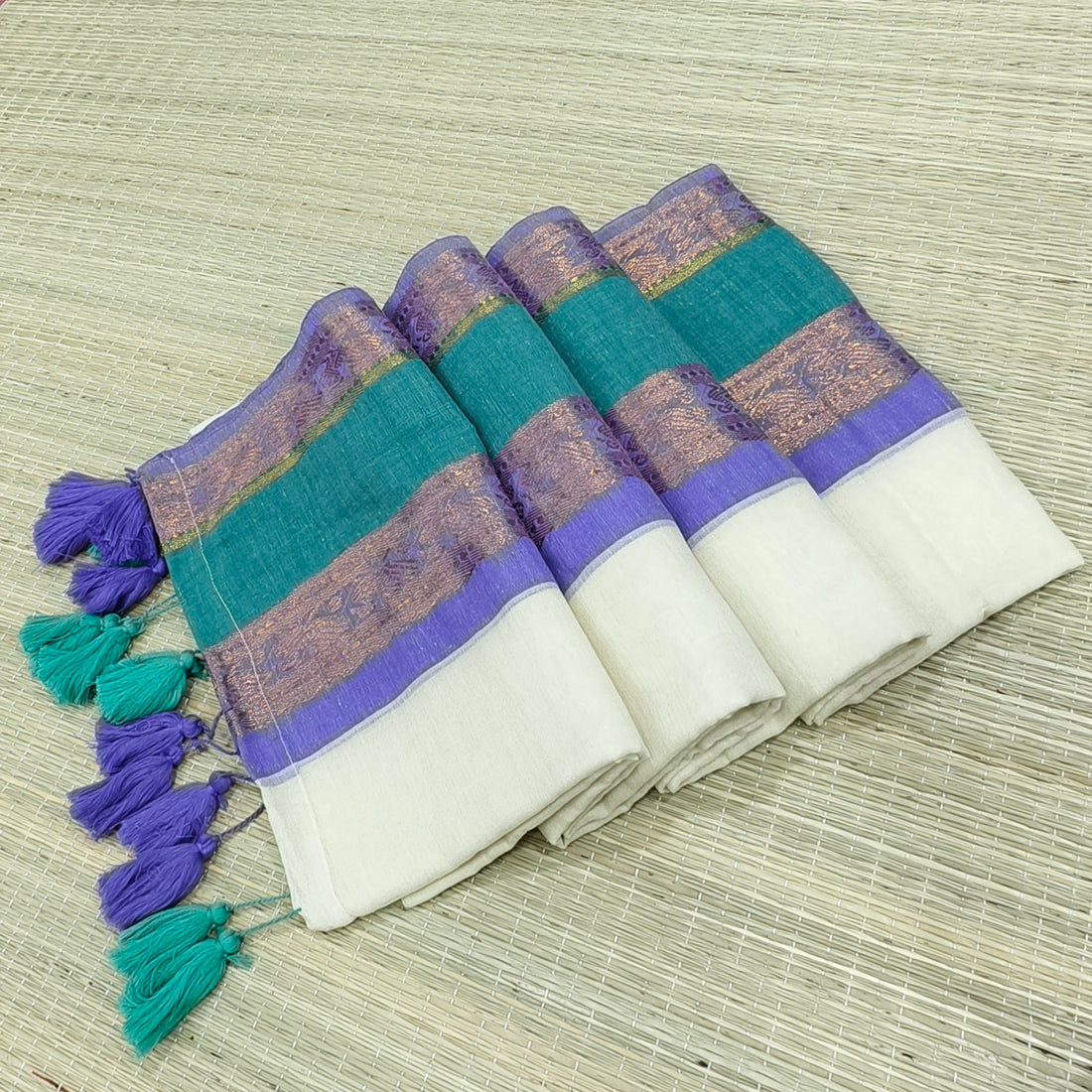 Premium mul cotton saree with kanchi border