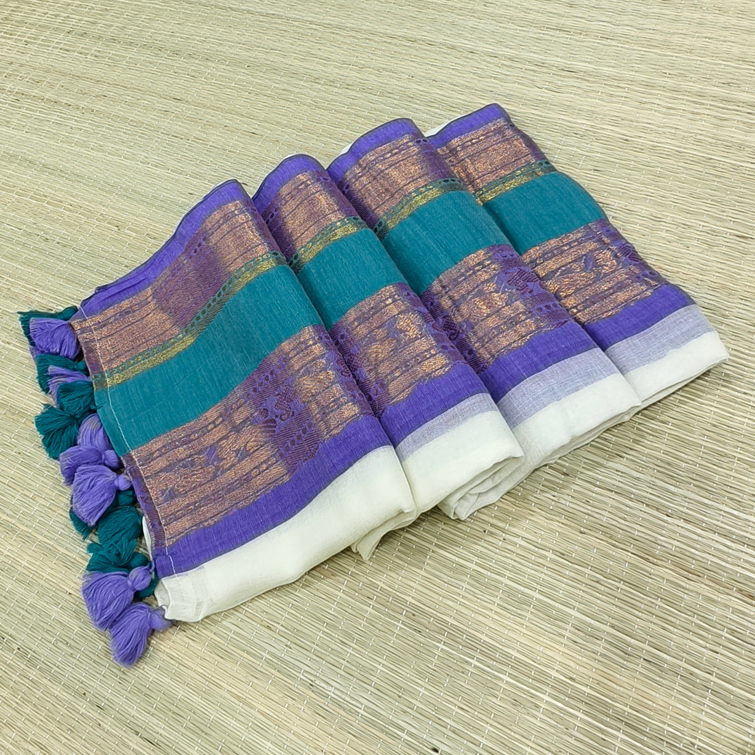 Premium mul cotton saree with kanchi border