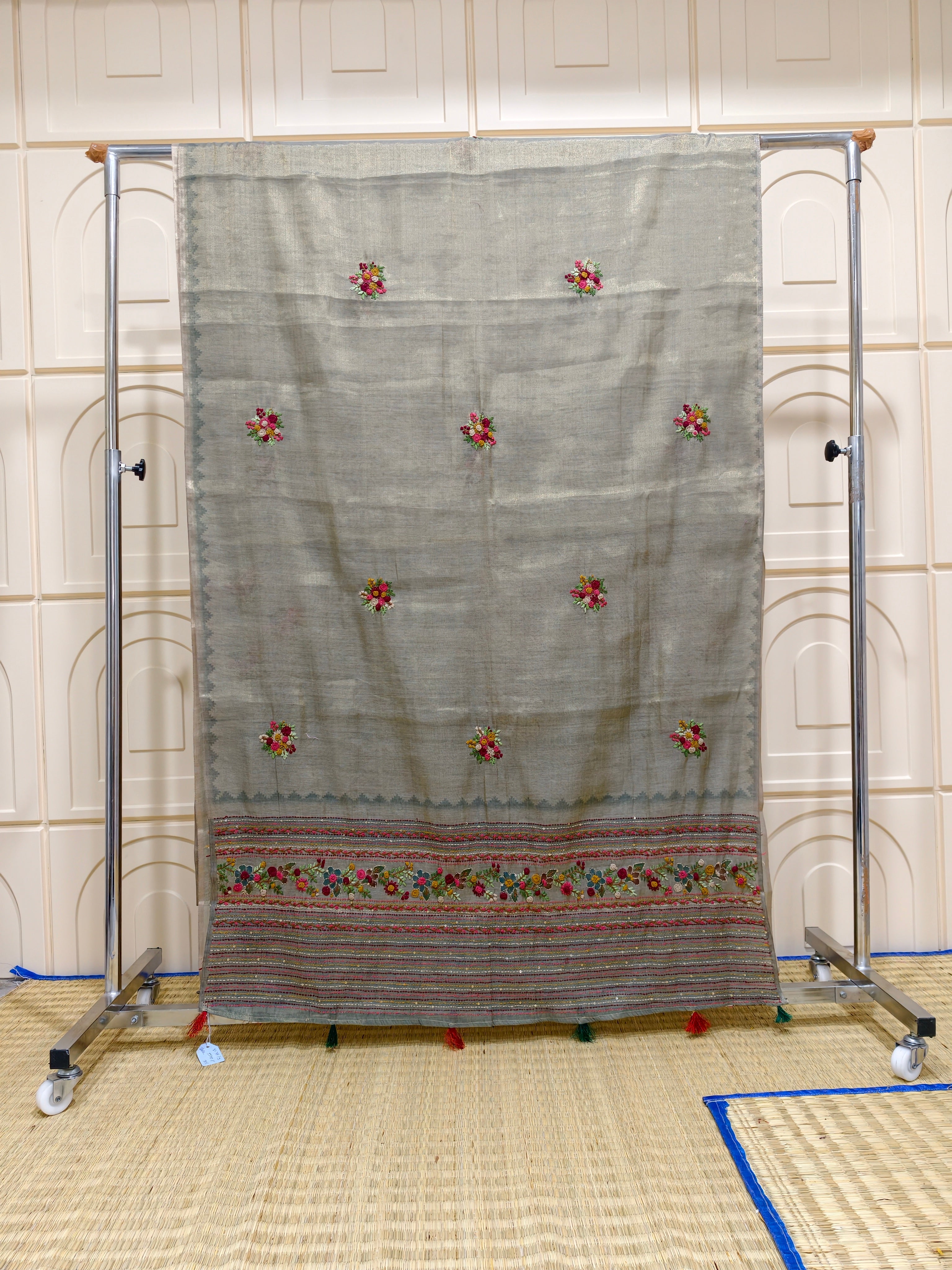 Premium Linen tissue saree with bullion knot BN10