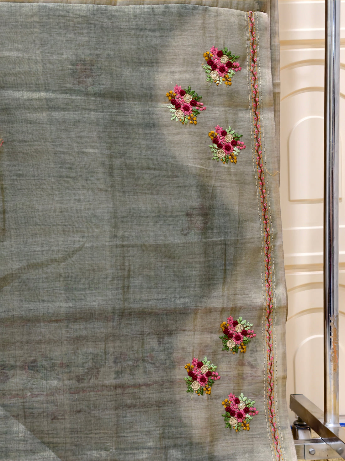 Premium Linen tissue saree with bullion knot BN10