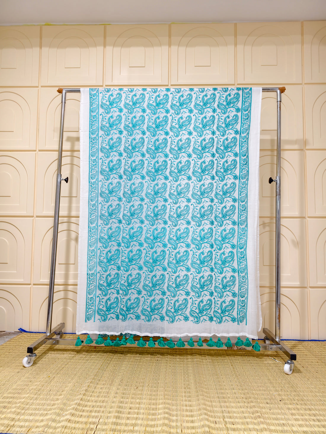Premium Mul cotton chikankari saree