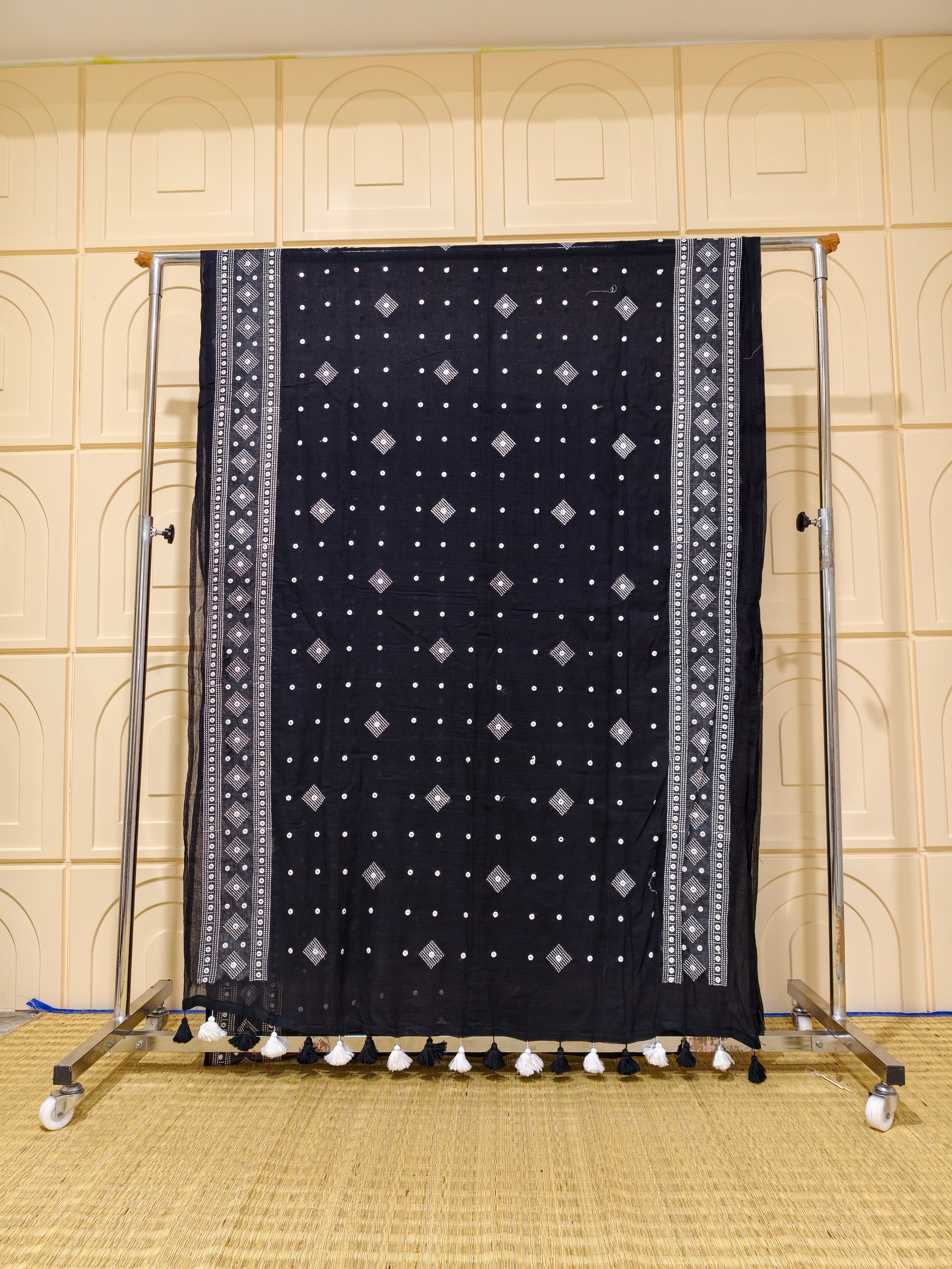 Premium Mul cotton saree with chikankari and foil work