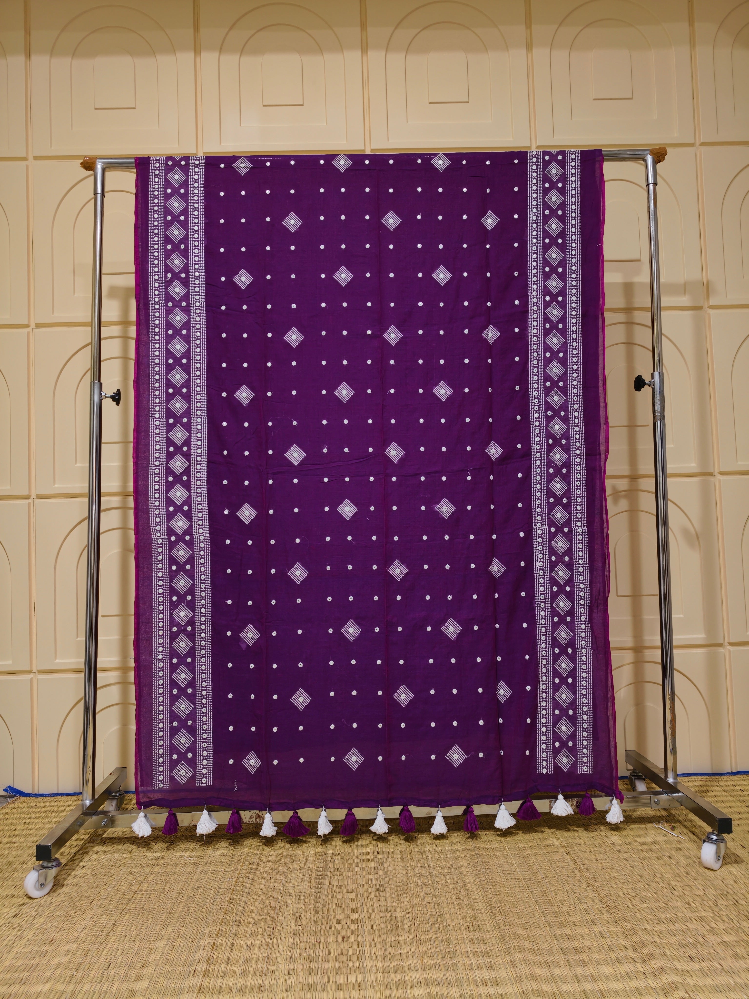 Premium Mul cotton saree with chikankari and foil work