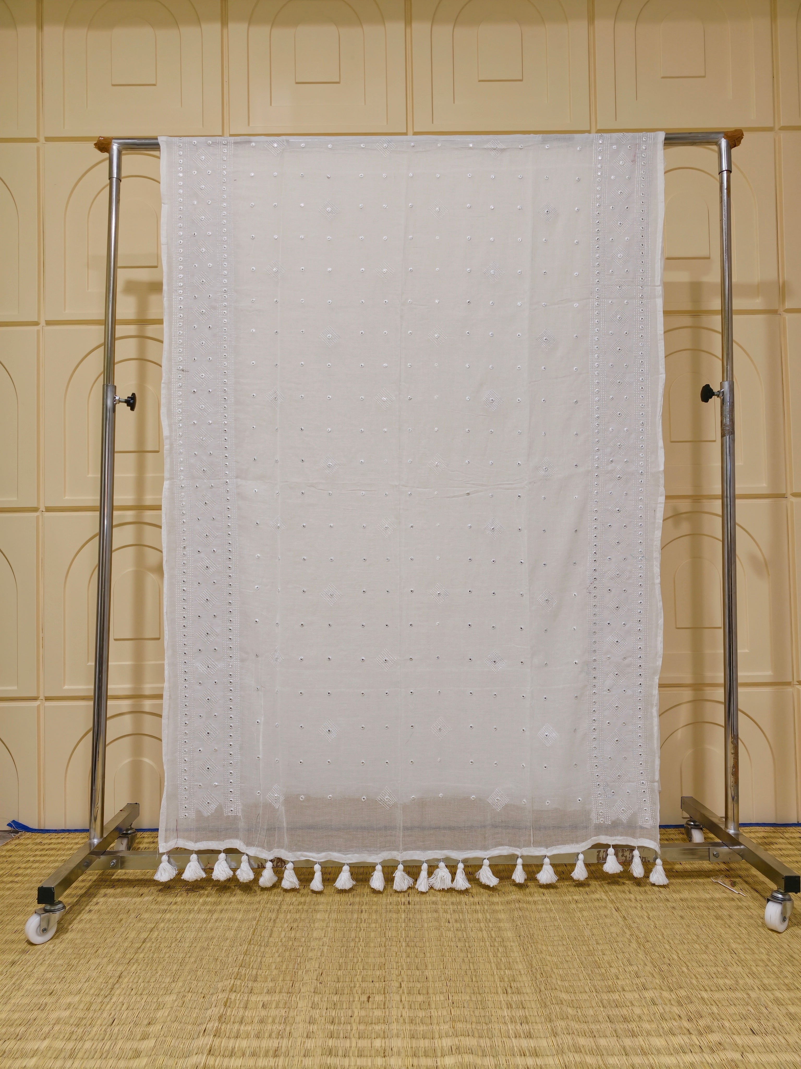 Premium Mul cotton saree with chikankari and foil work