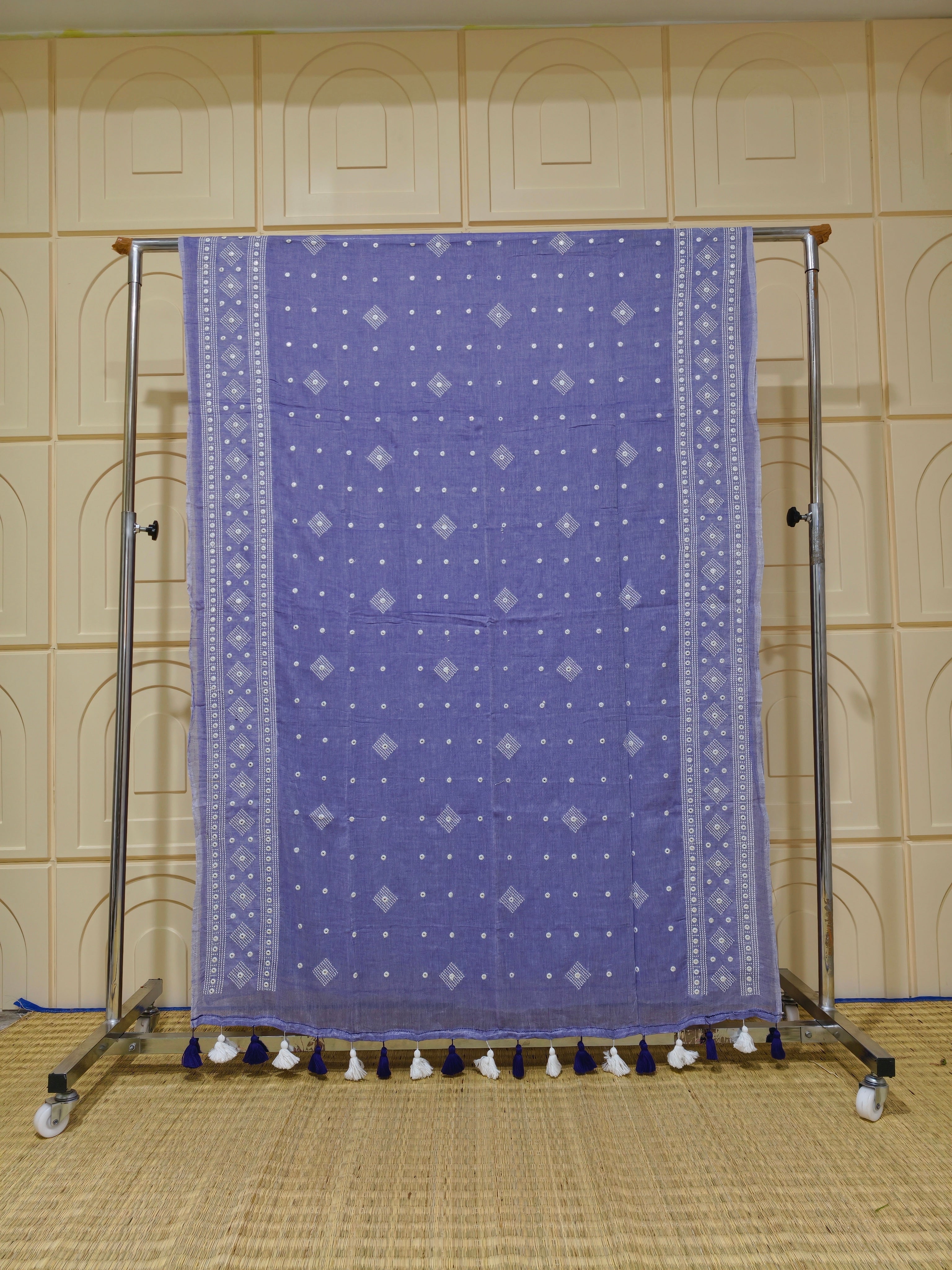 Premium Mul cotton saree with chikankari and foil work