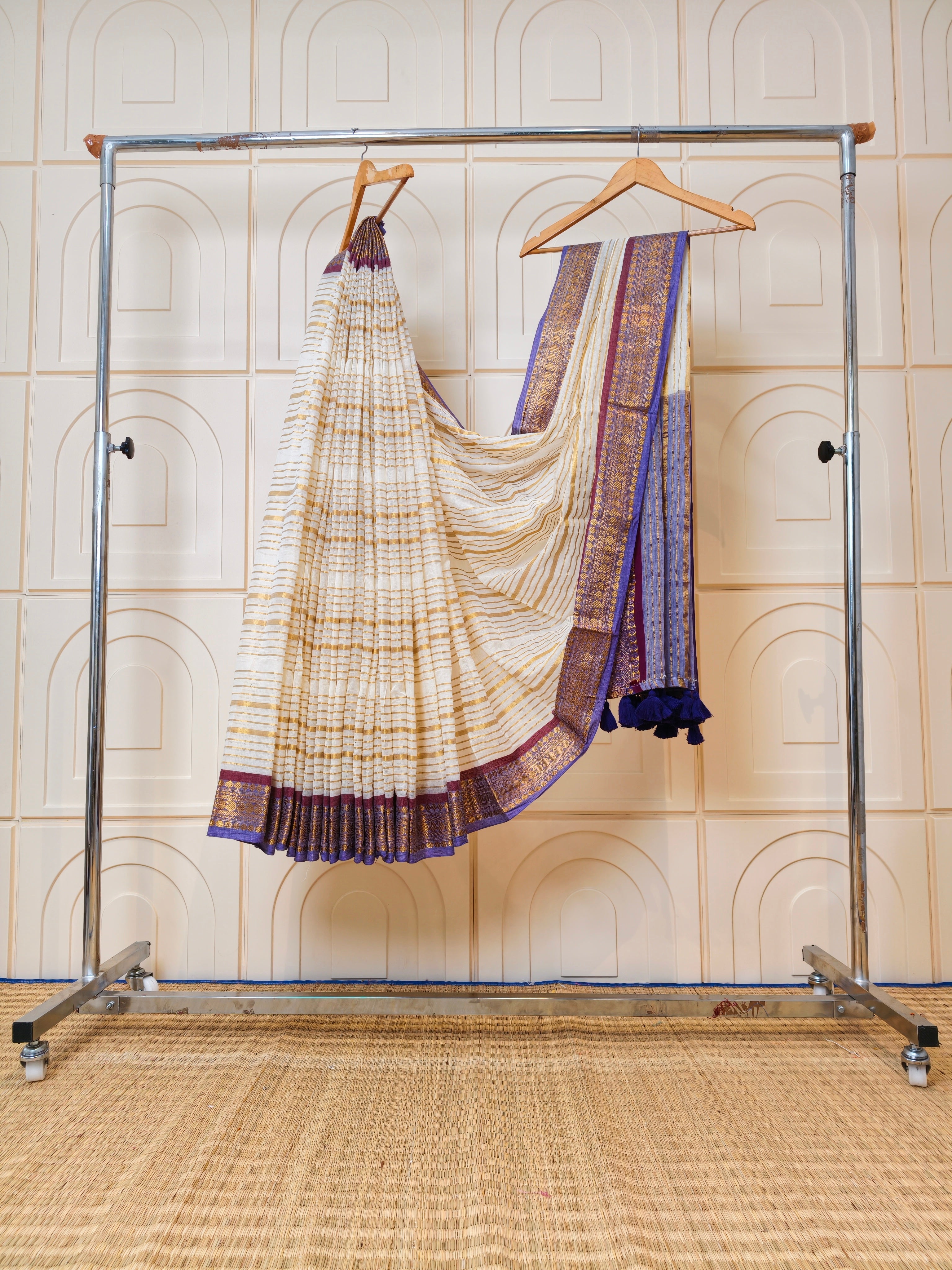 zari stripes saree with kanchi border