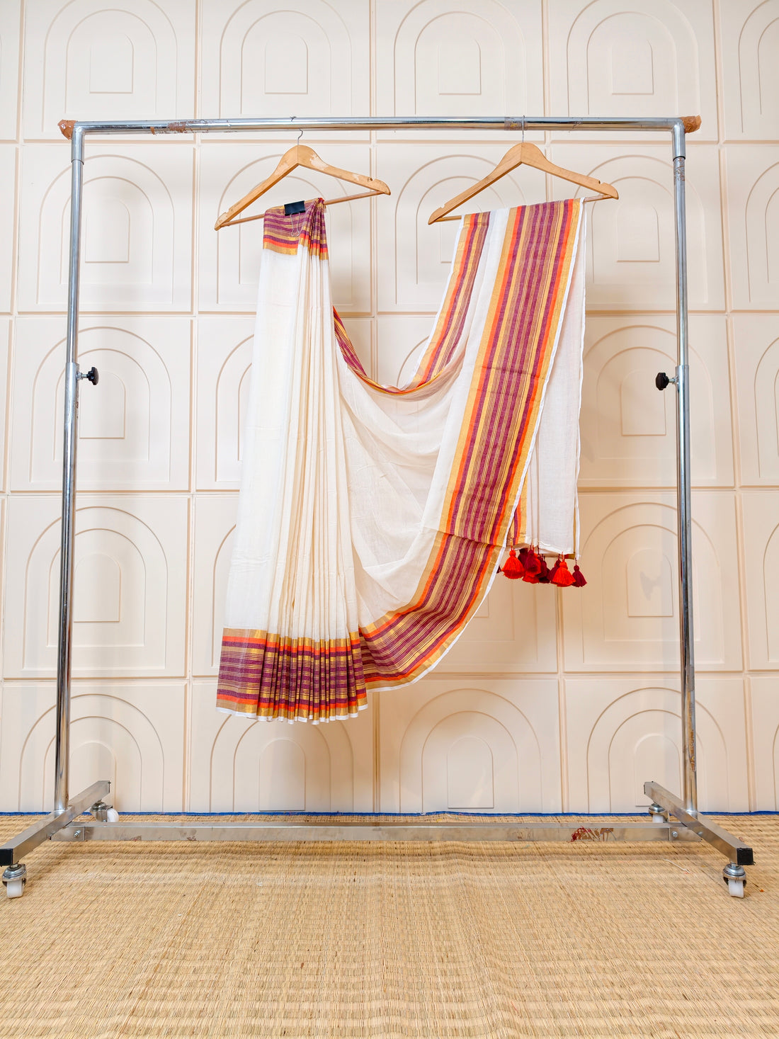 Mul cotton saree with Multicolour border