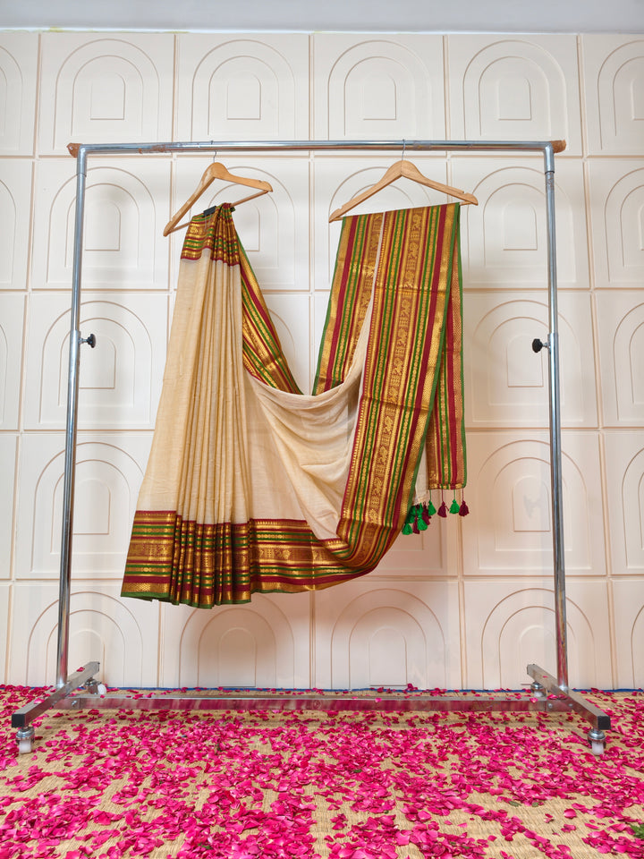 Premium Mul cotton saree with big kanchi border PMK09