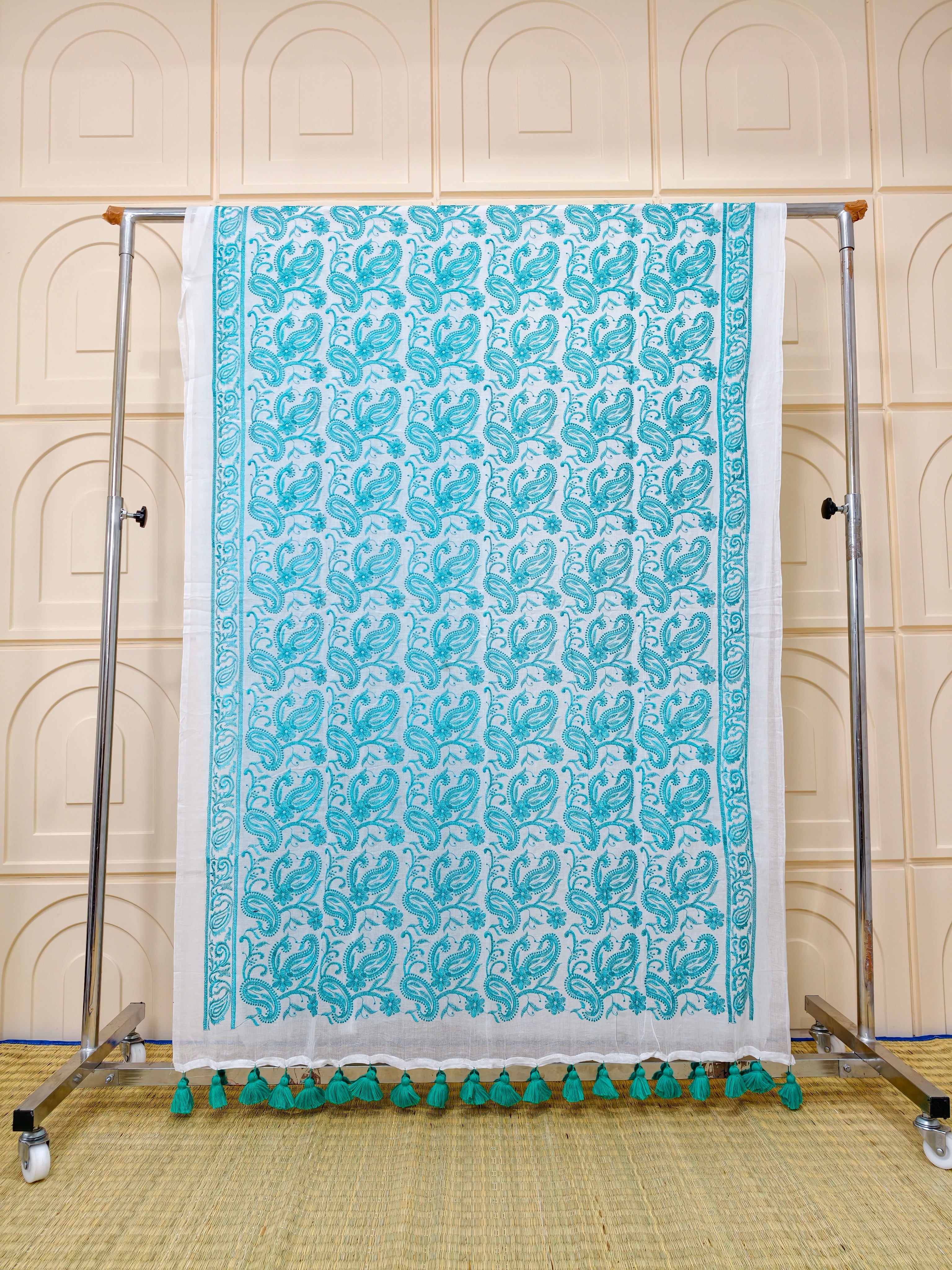 Premium Mul cotton with chikankari embroidery PMCE1