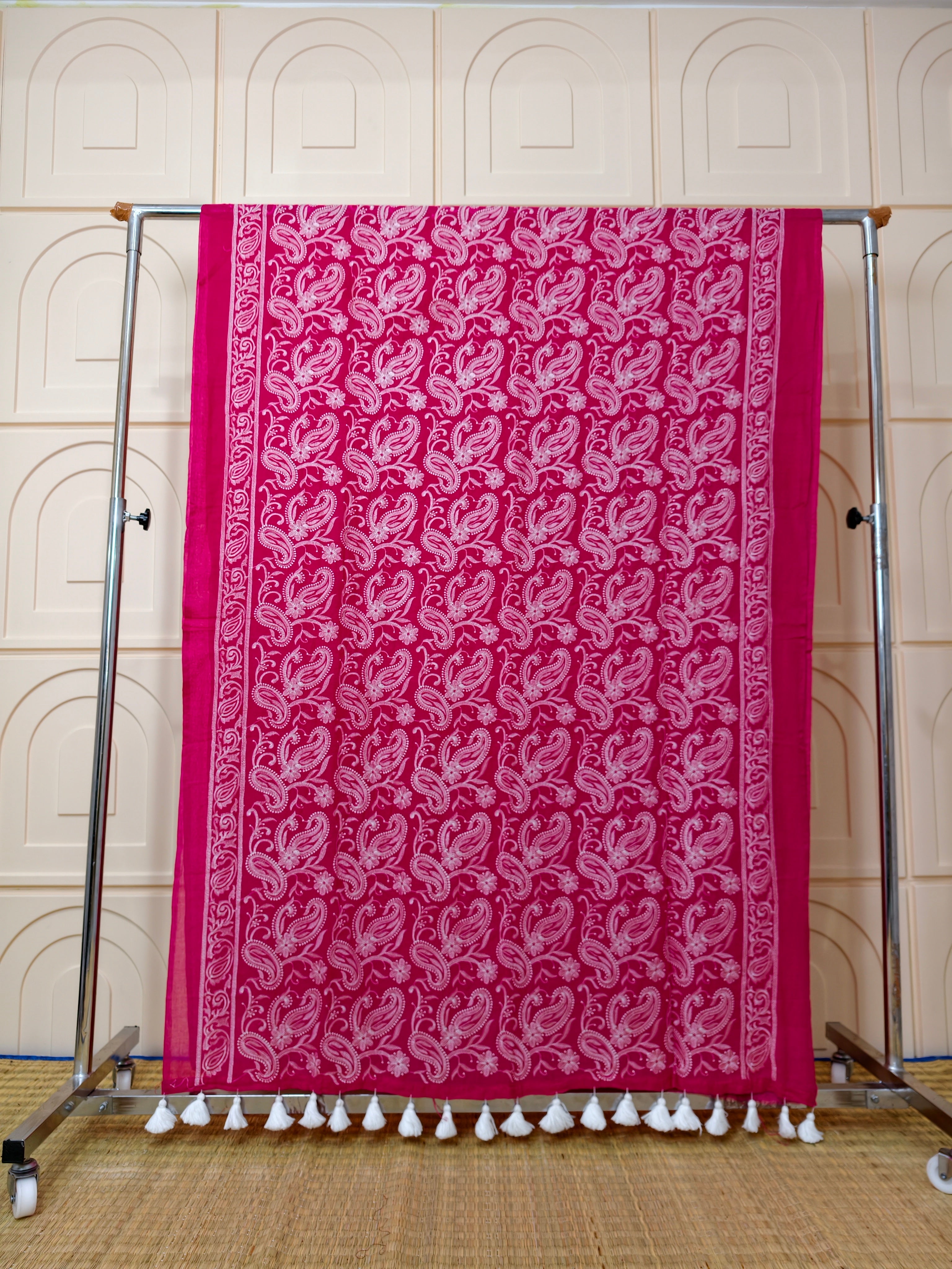Premium mul cotton saree with chikankari embroidery PMCE2