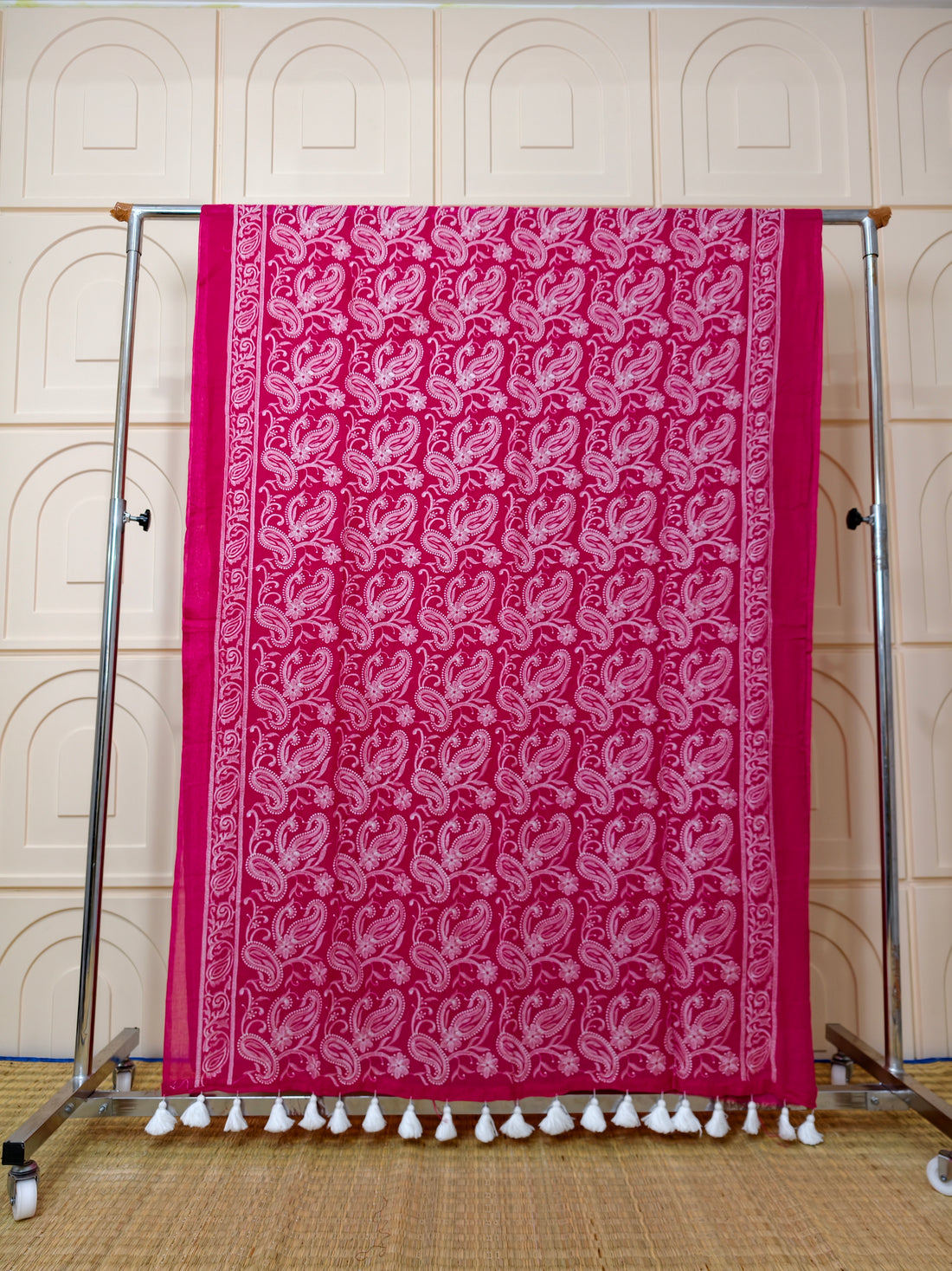 Premium mul cotton saree with chikankari embroidery PMCE2
