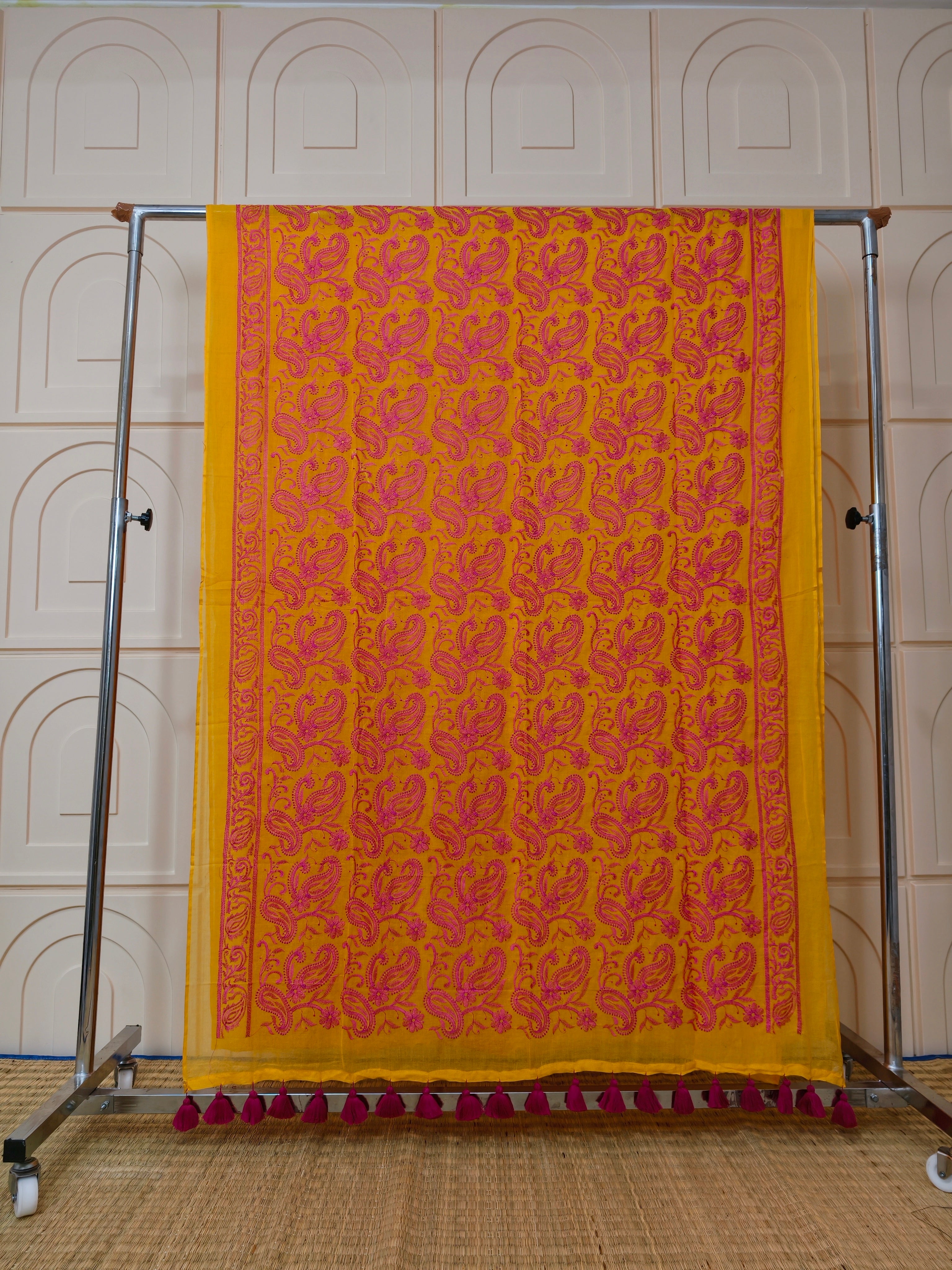 Premium Mul cotton saree with chikankari embroidery PMCE4