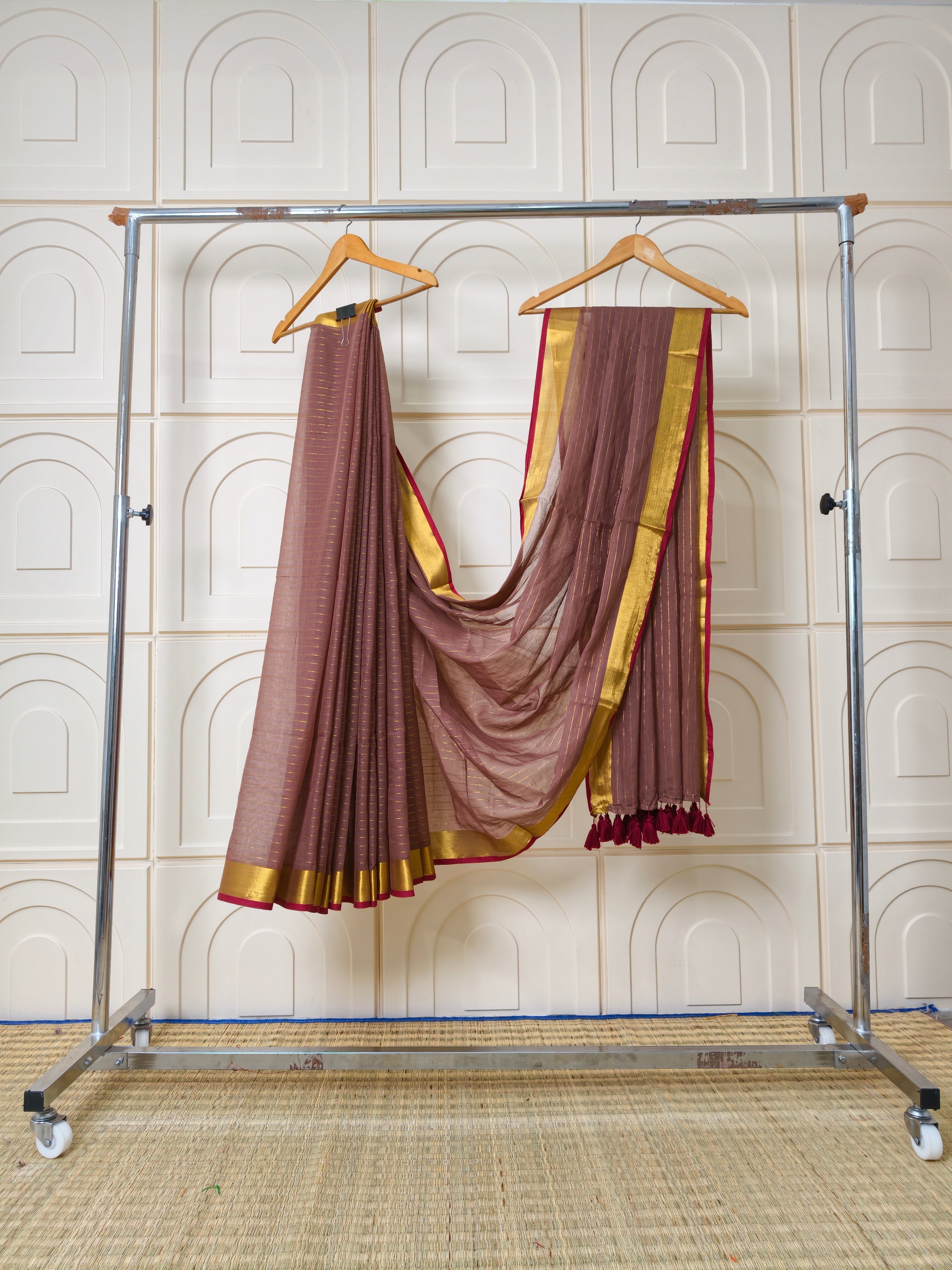 Premium mul cotton saree with zari stripes PMK47