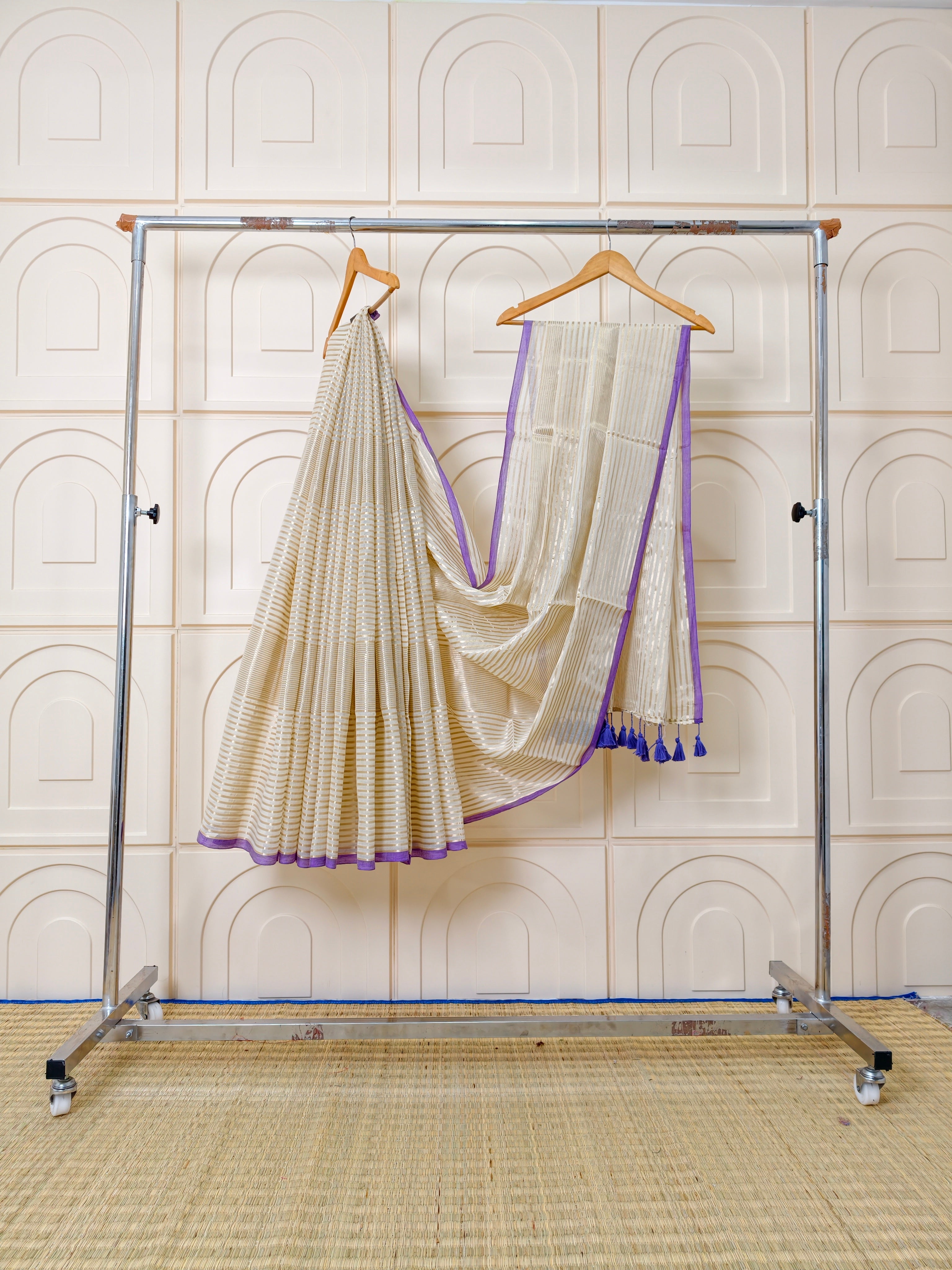 Premium mul tissue saree with zari stripes