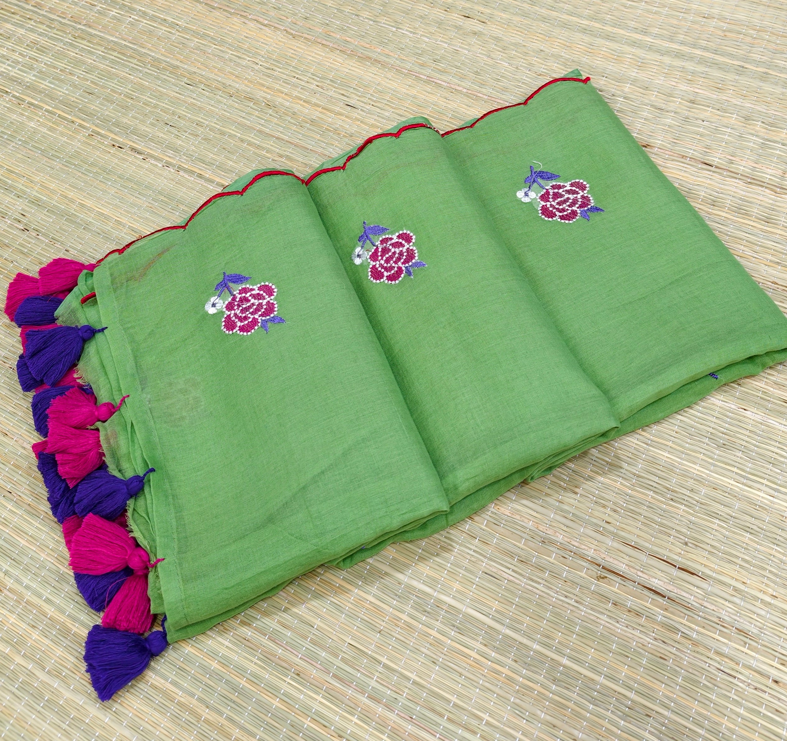 Premium Mul cotton Rose embroidery saree