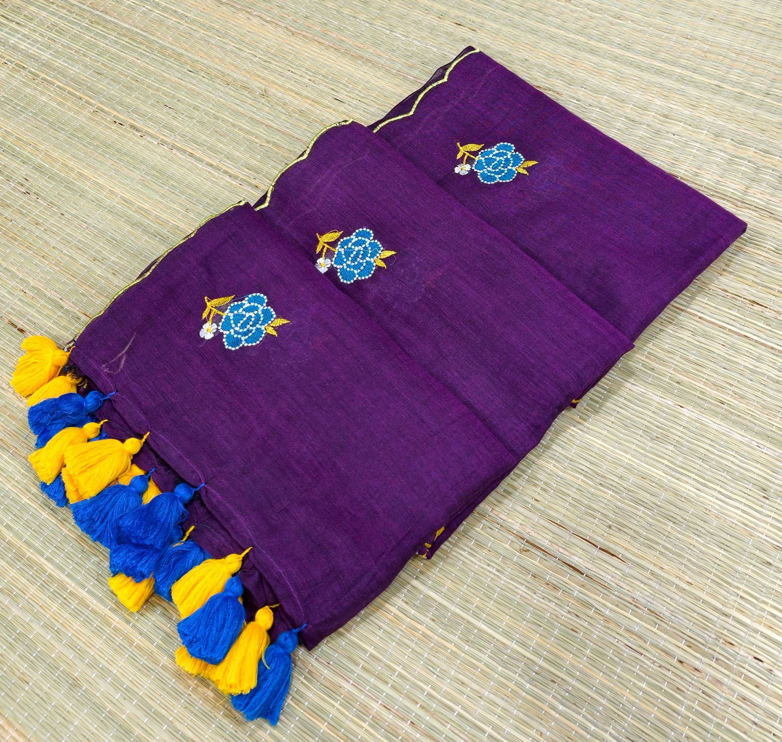 Premium Mul cotton Rose embroidery saree