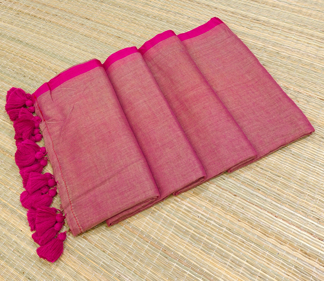 Mul plain saree with contrast border and blouse piece
