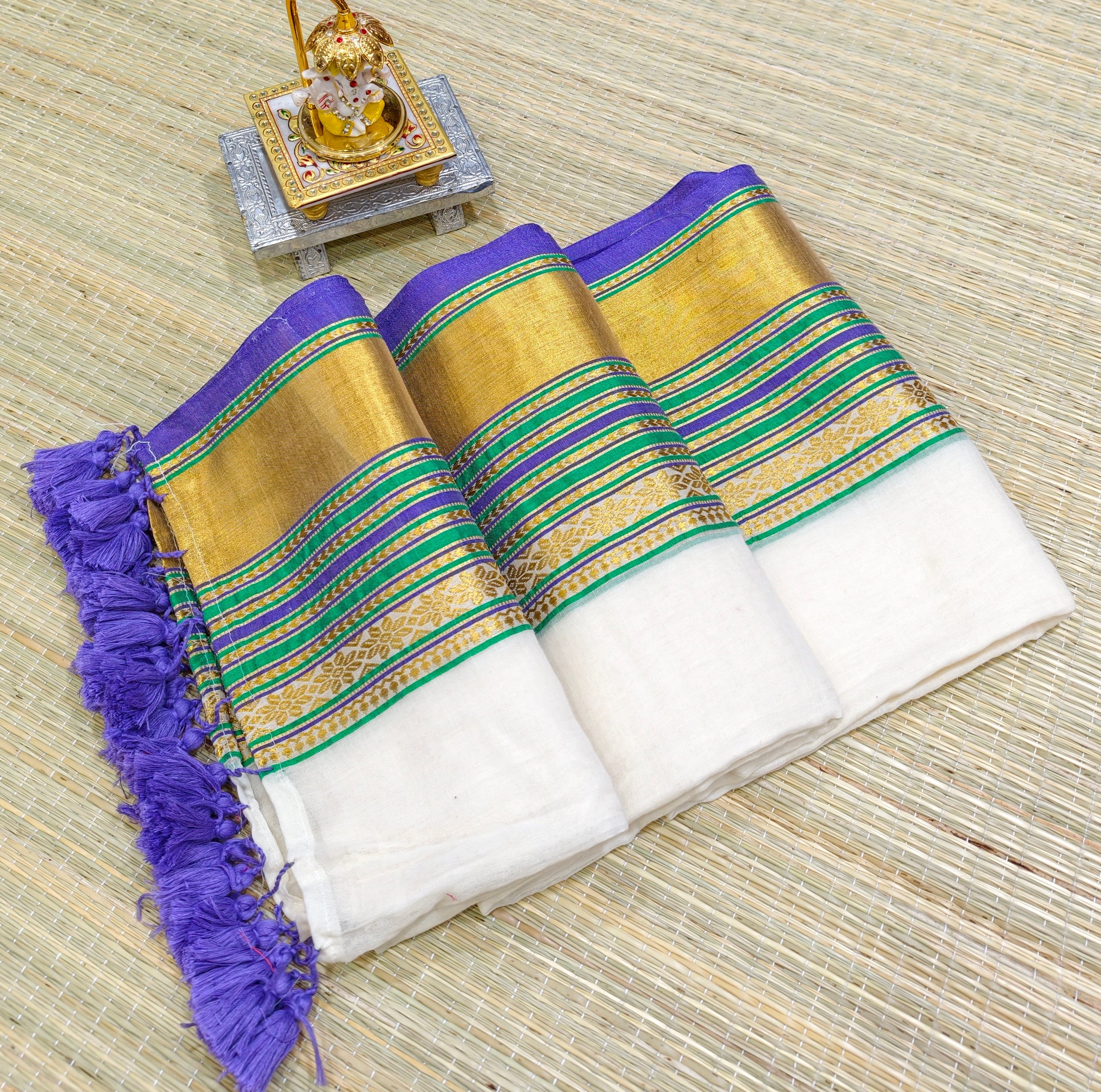 Premium mul cotton saree with zari border PMK18