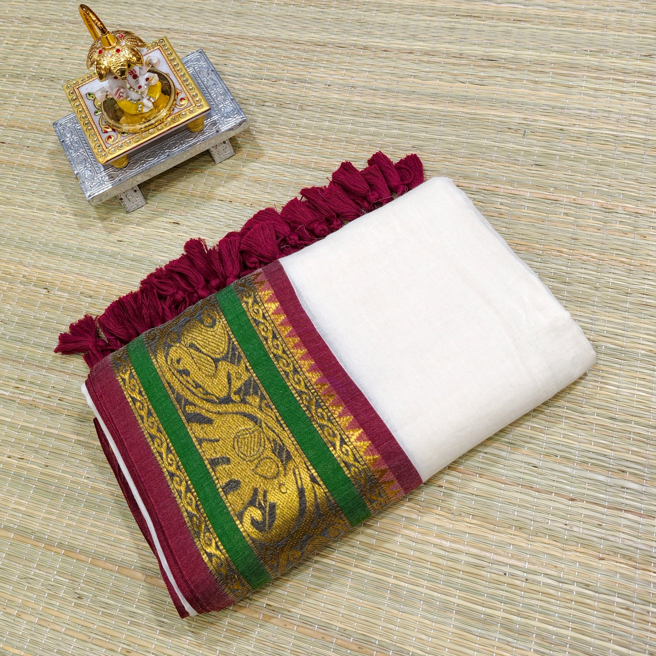 Premium mul cotton saree with kanchi border PMK21