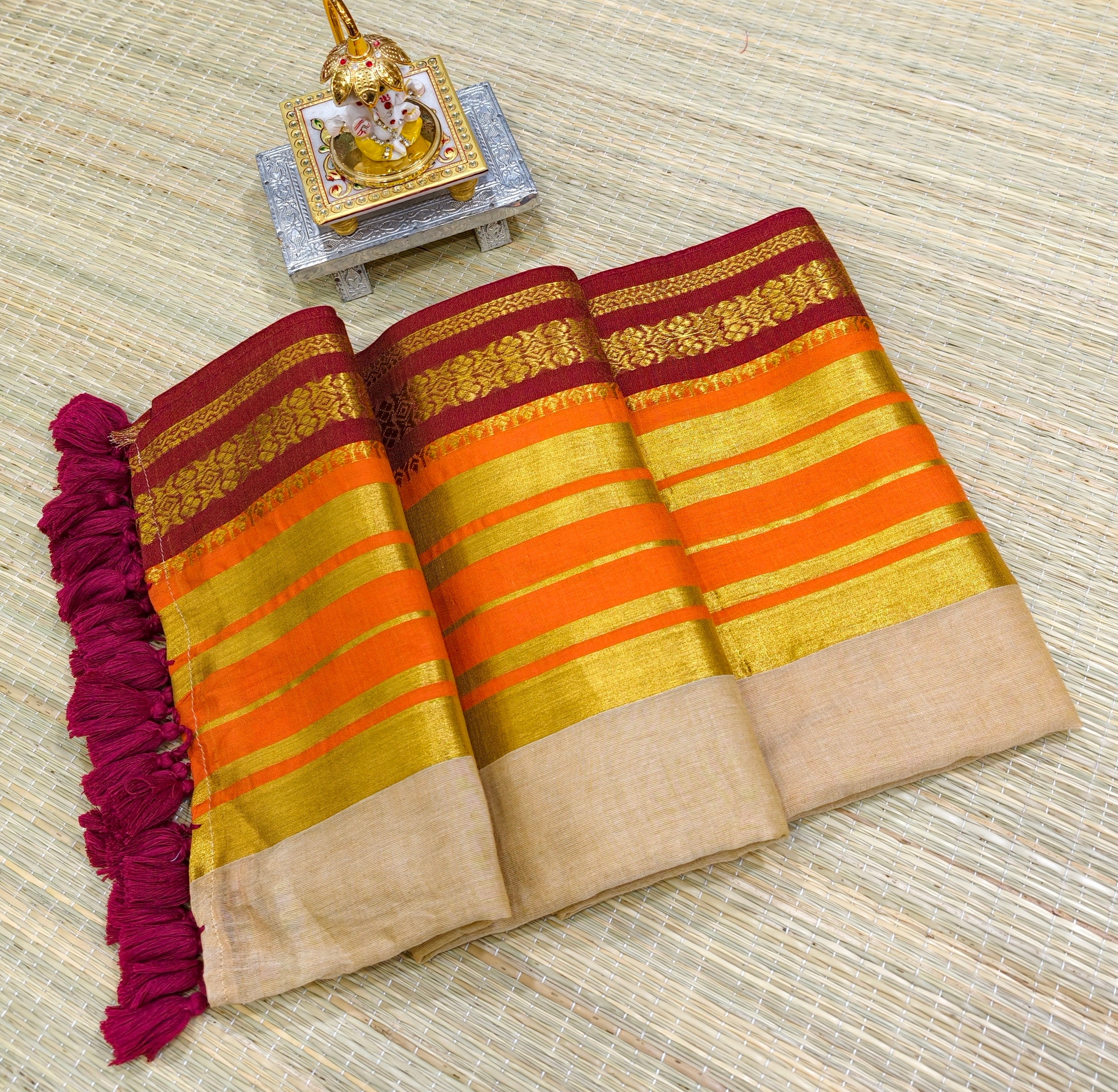 Premium mul cotton saree with big zari border PMK16