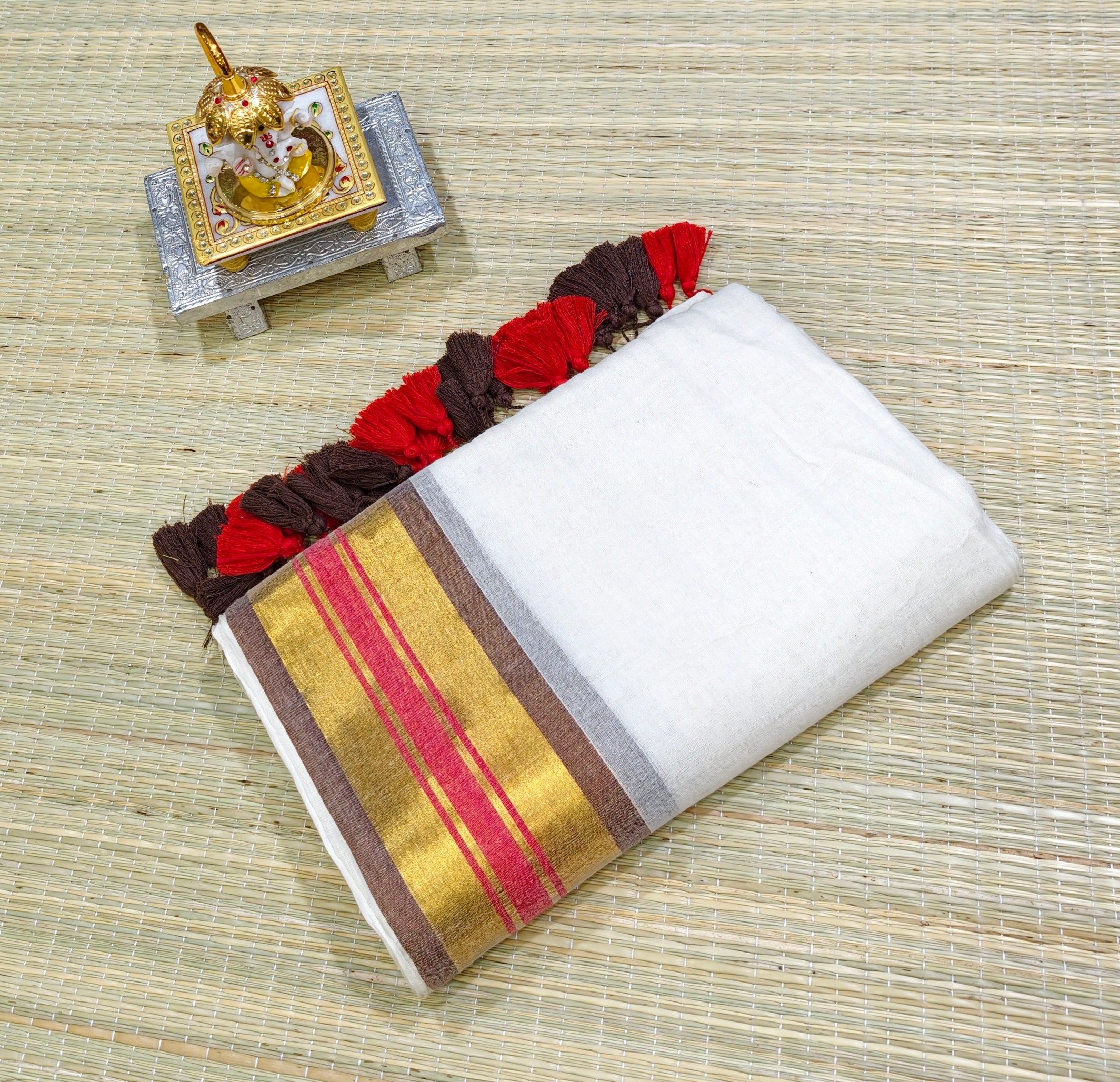 premium mul cotton saree with zari border-PMK11