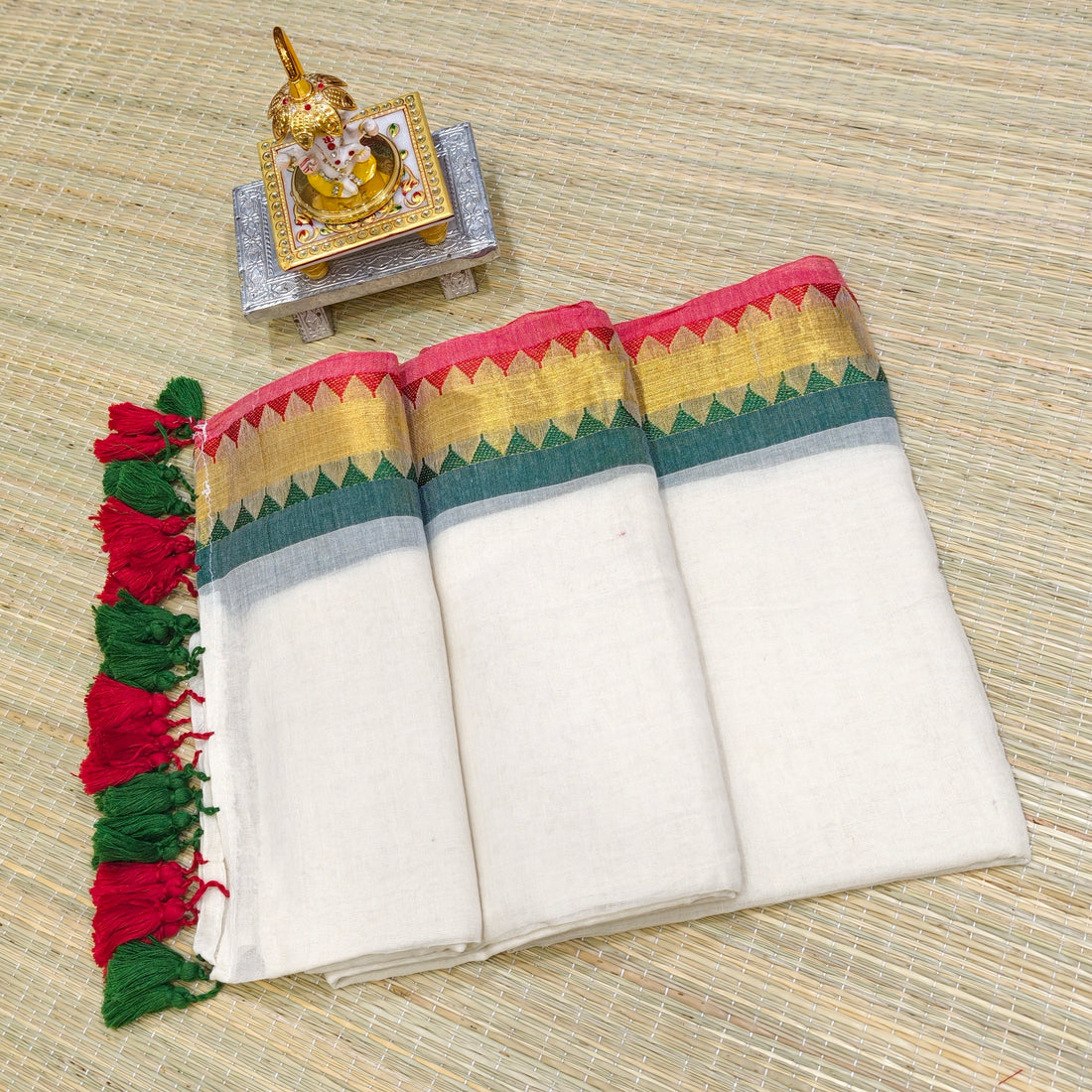 Premium mul cotton saree with zari border PMK