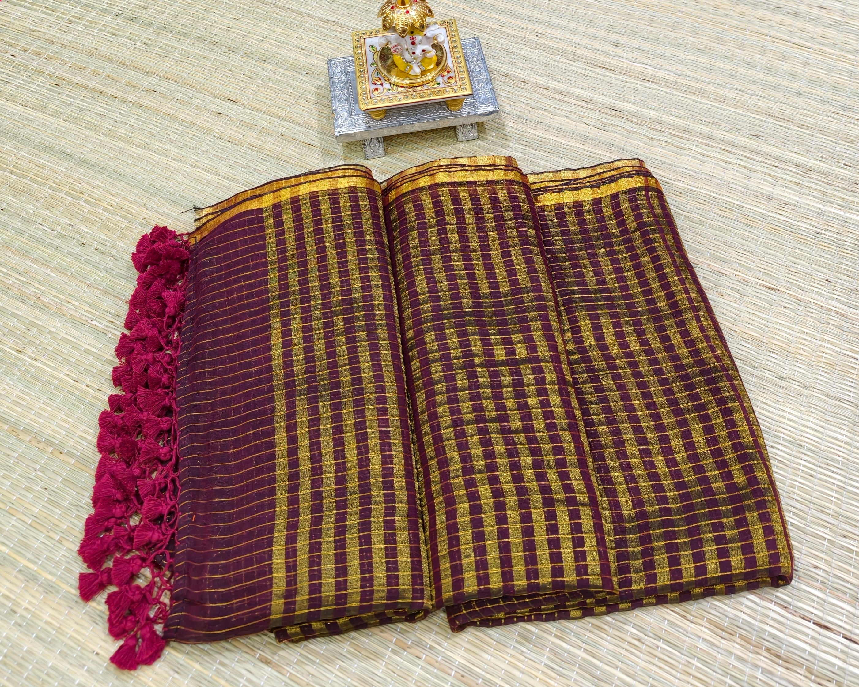 Premium Mul cotton zari check saree PMK22