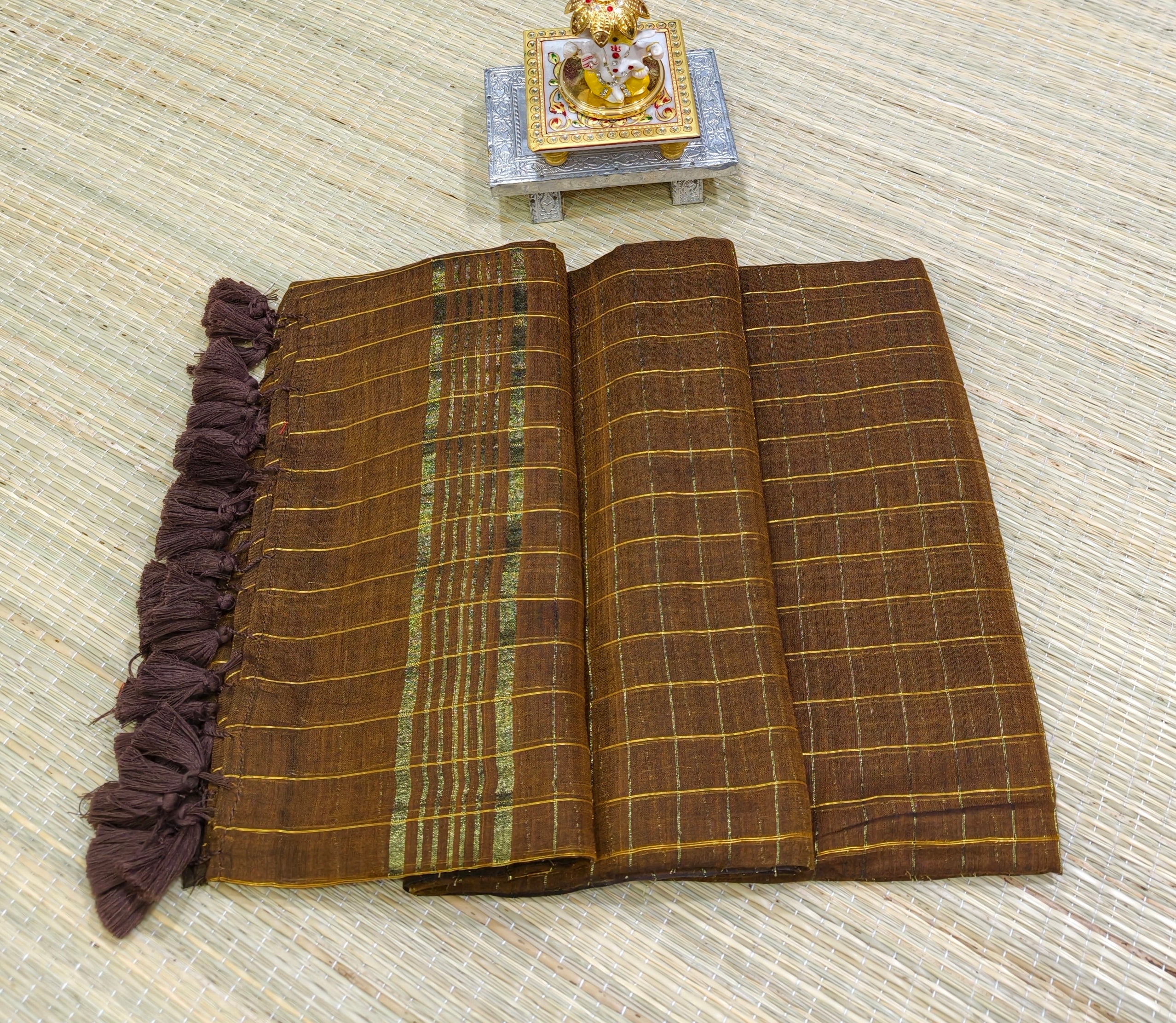Premium mul zari check saree PMK