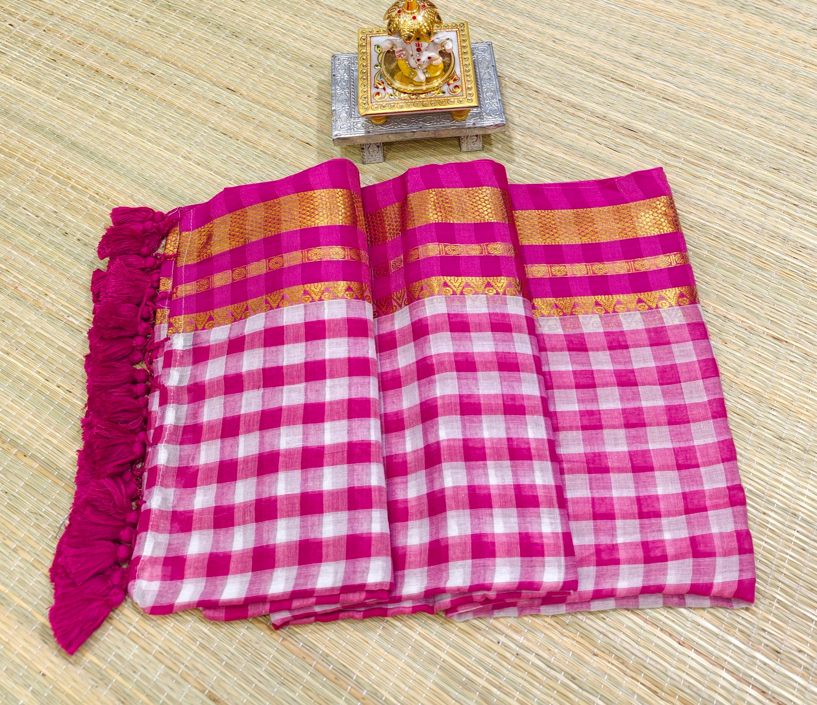 Premium mul check saree with kanchi border PMK