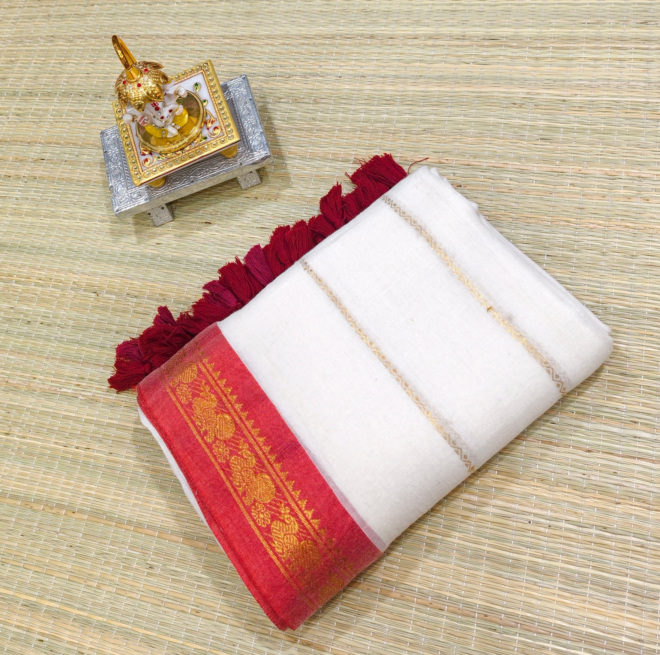 Premium mul cotton zari stripe with kanchi border PMK