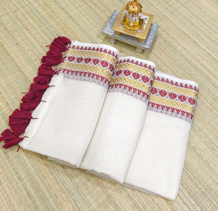 Premium mul cotton saree with zari border