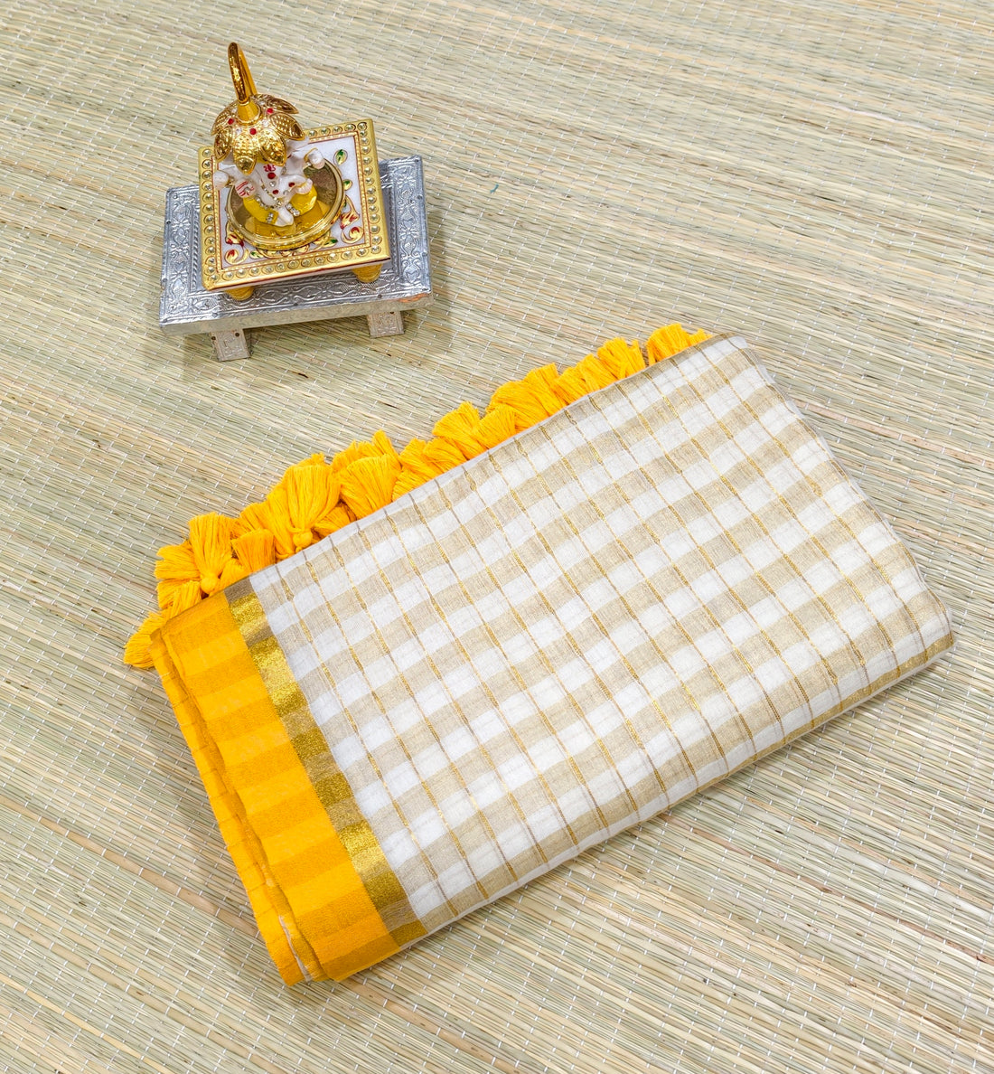 Premium Mul cotton zari check saree PMK27