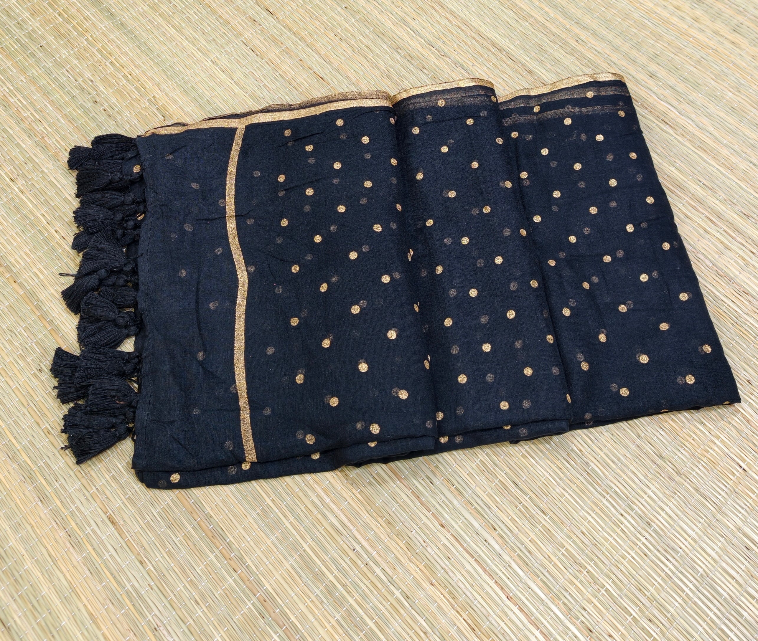 Premium mul foil print polka dot saree