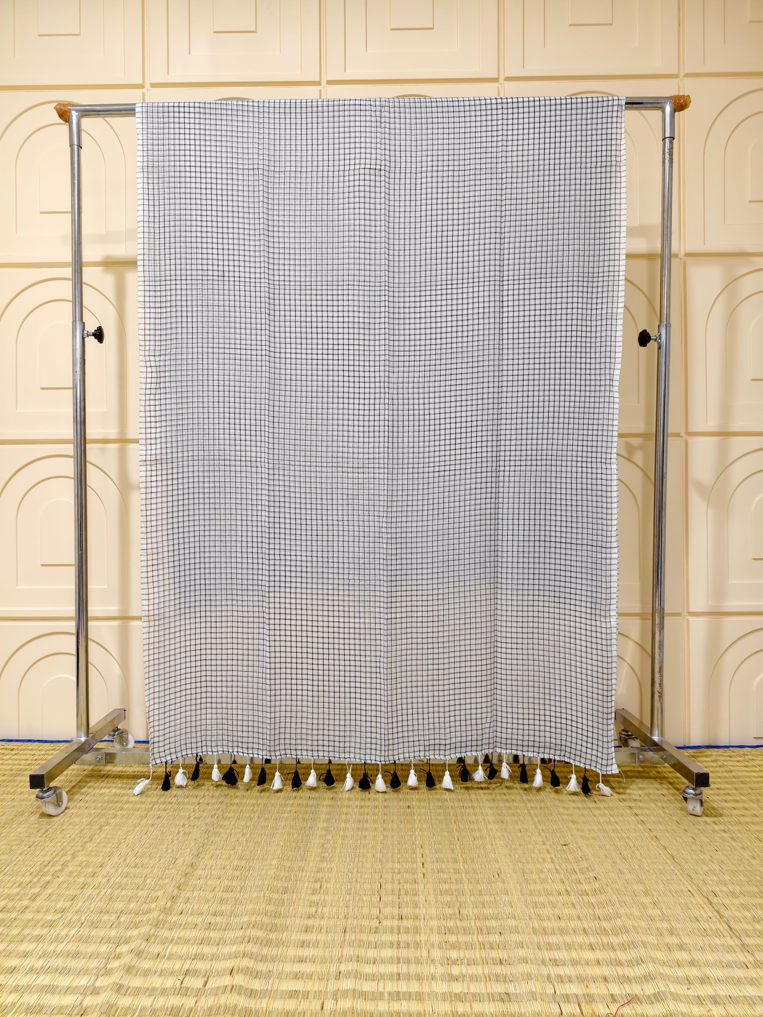 Premium black and white mul check saree PMK