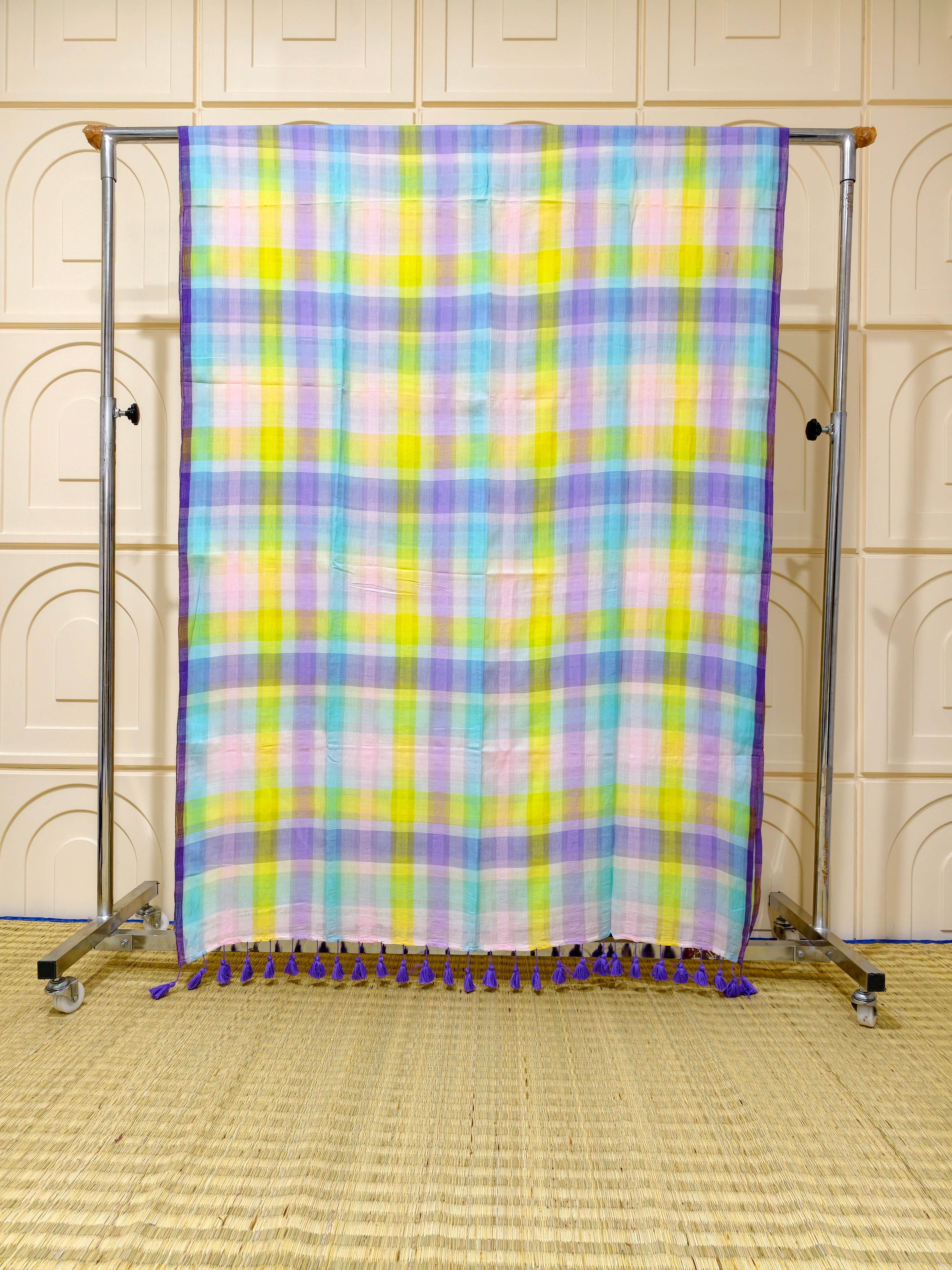 Premium mul check saree