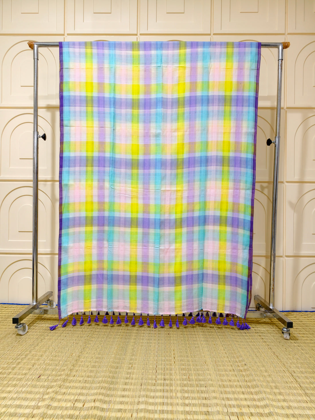 Premium mul check saree