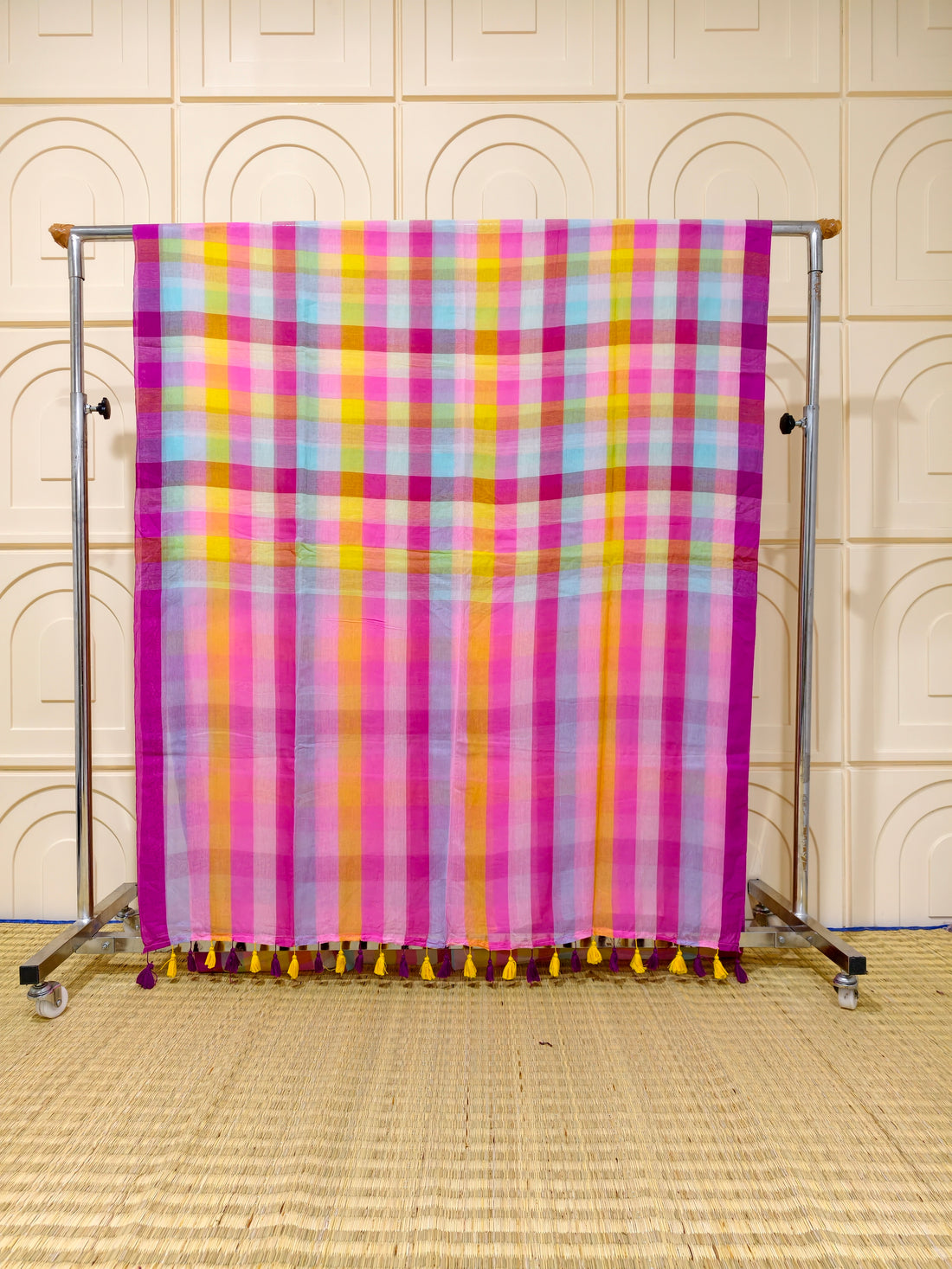 Premium mul check saree