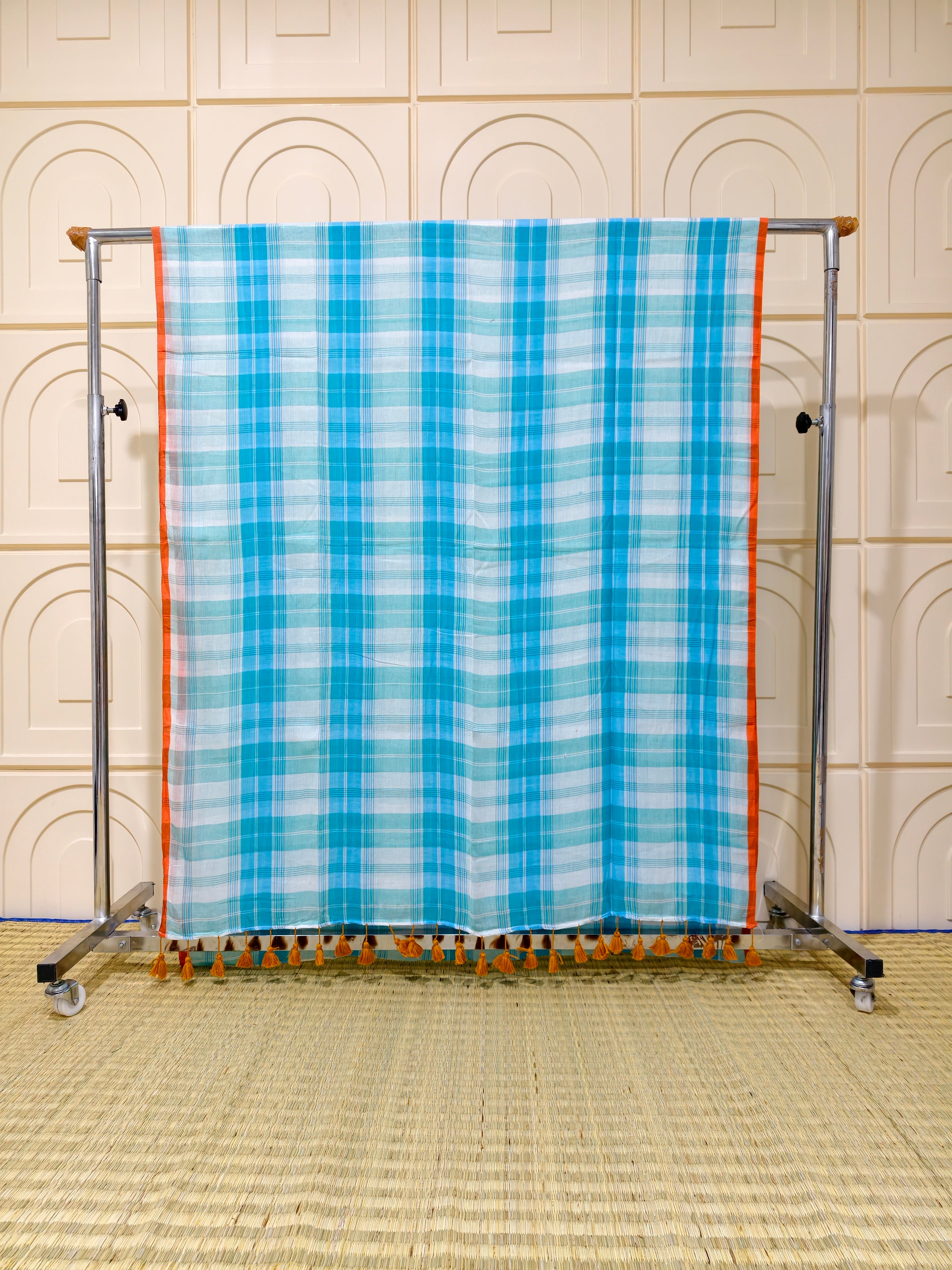 Premium mul cotton check saree